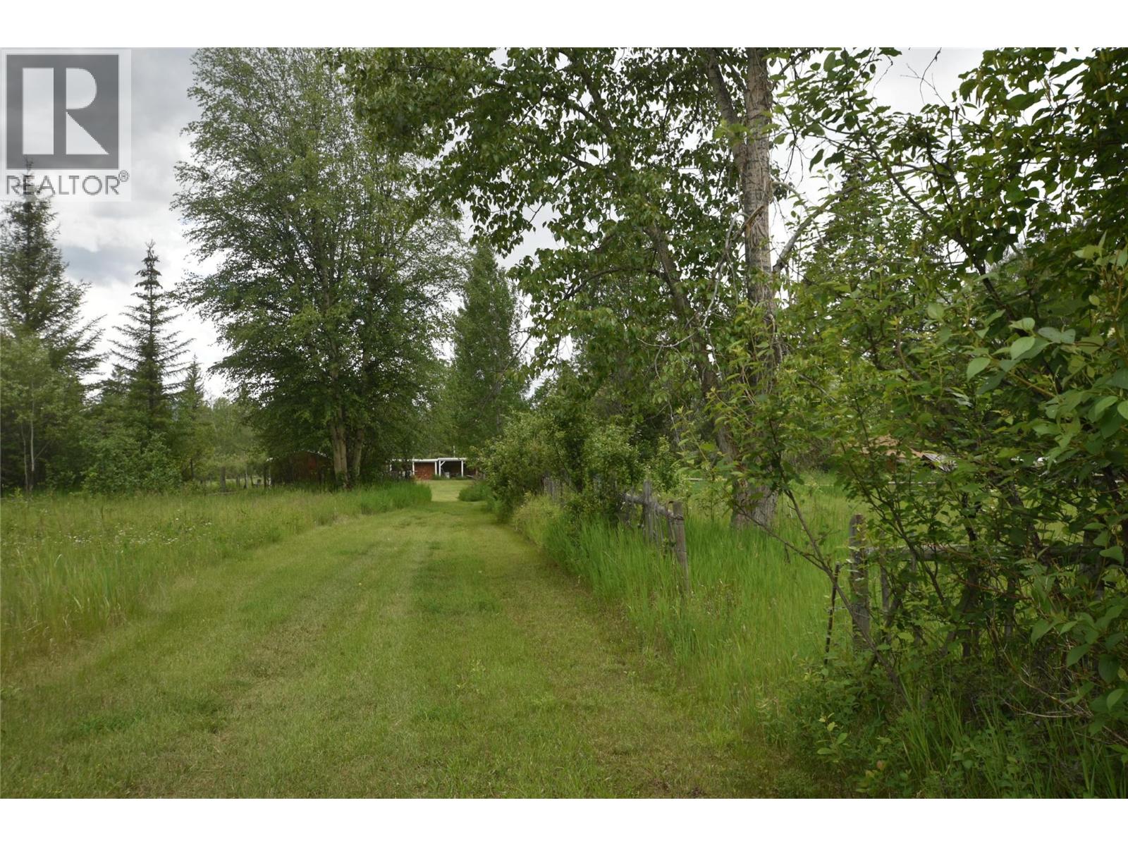 5057 Bradford Road, Skookumchuck, British Columbia  V0B 2E0 - Photo 28 - 10365859