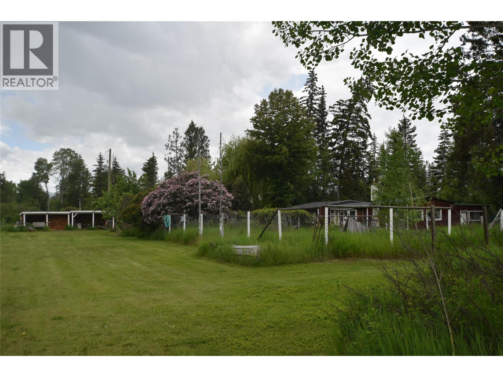 5057 Bradford Road, Skookumchuck, British Columbia  V0B 2E0 - Photo 29 - 10365859