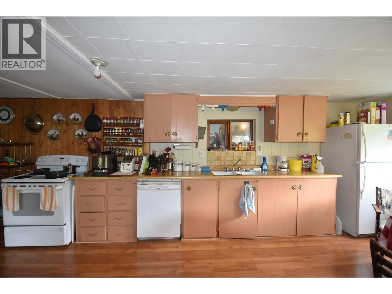 5057 Bradford Road, Skookumchuck, British Columbia  V0B 2E0 - Photo 7 - 10365859