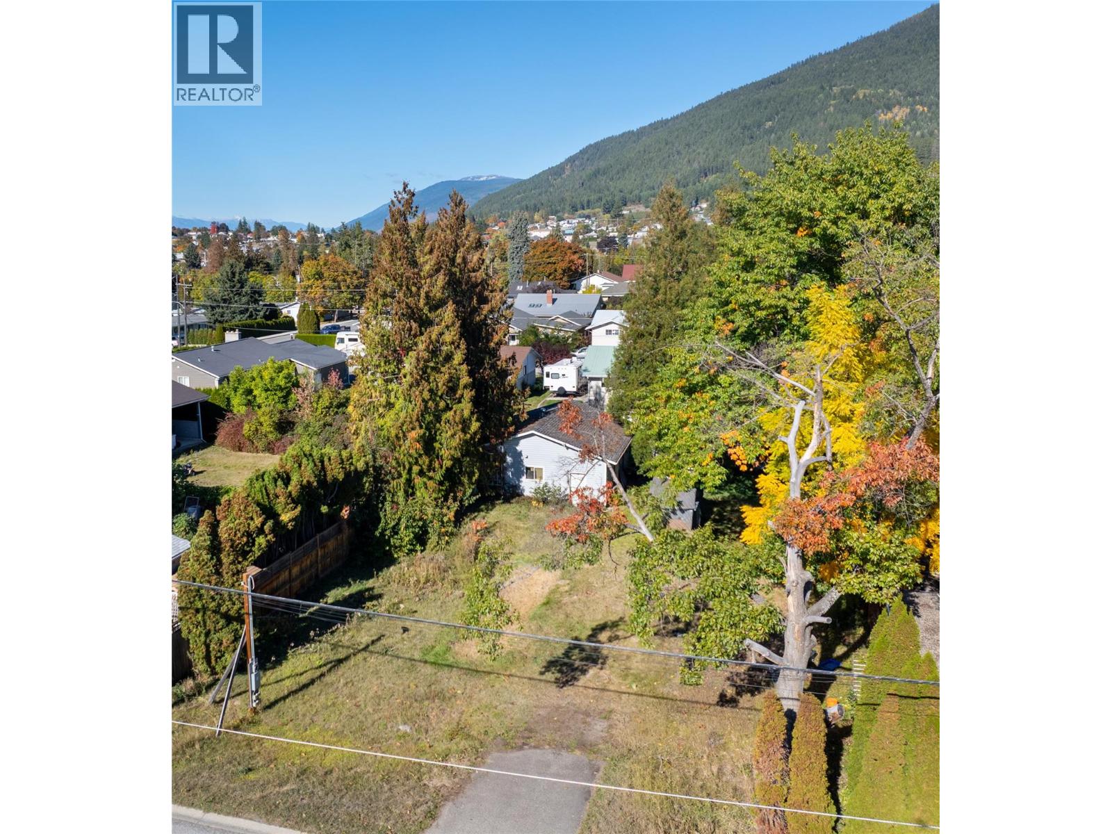 2104 Ash Street, Creston, British Columbia  V0B 1G0 - Photo 17 - 10365872