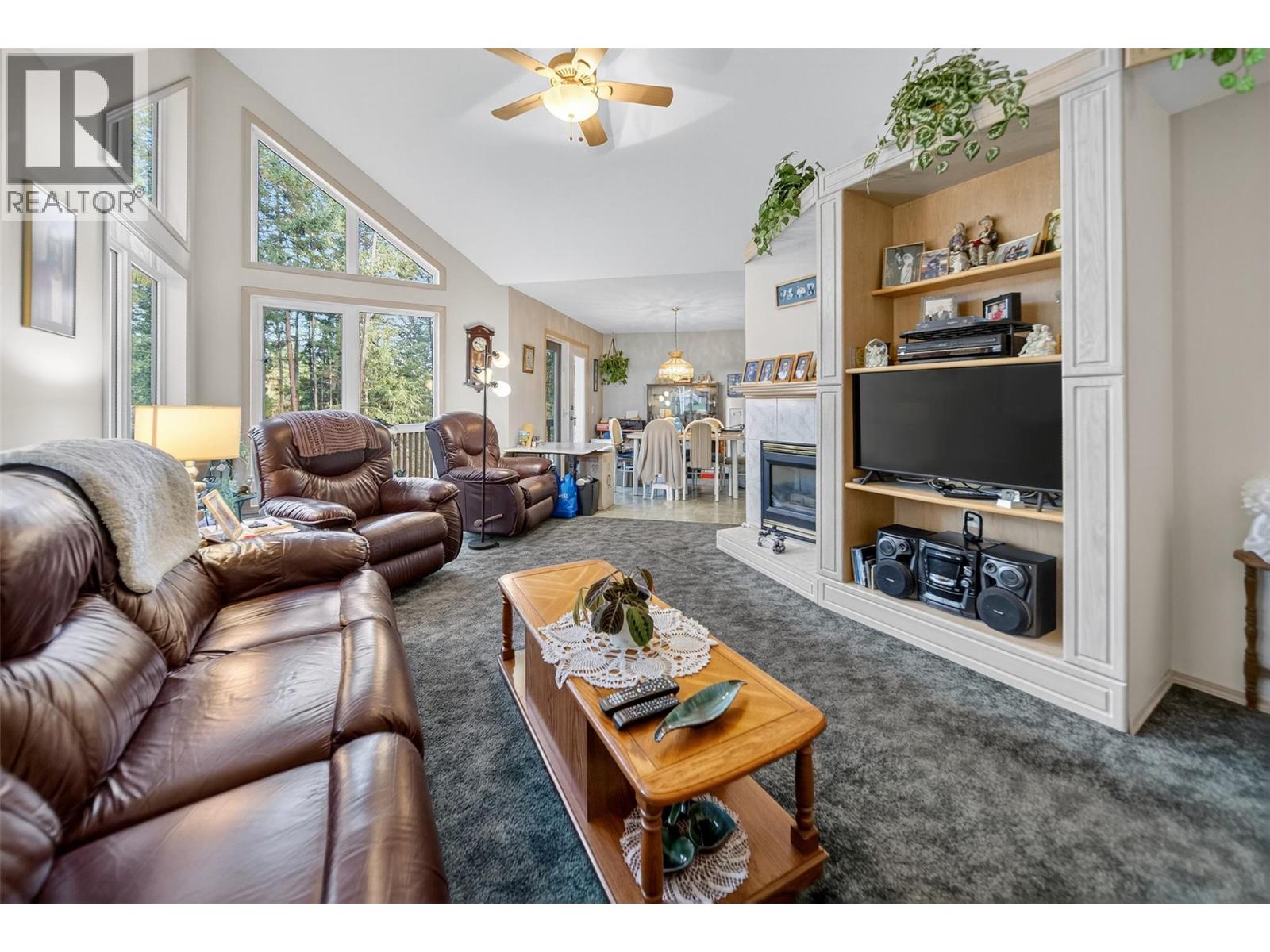 7250 Olsen Road, Jaffray, British Columbia  V0B 1T0 - Photo 16 - 10365735