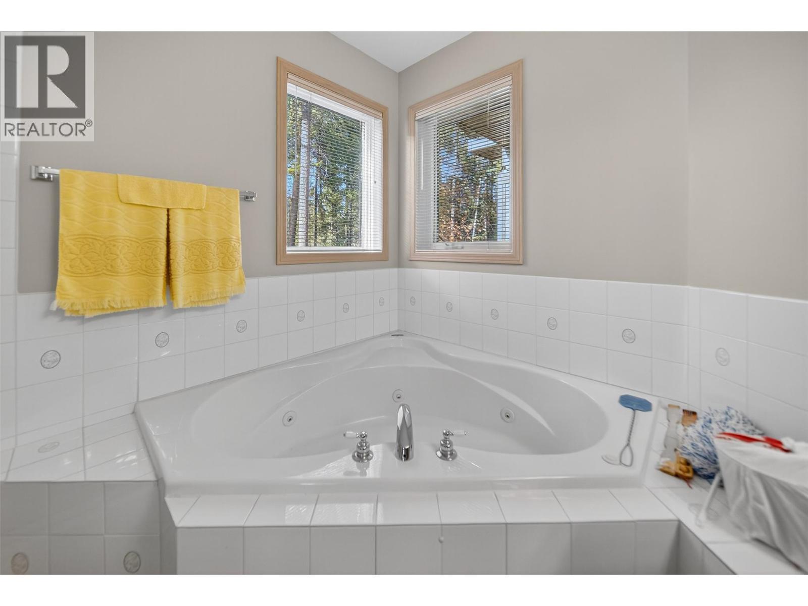 7250 Olsen Road, Jaffray, British Columbia  V0B 1T0 - Photo 32 - 10365735