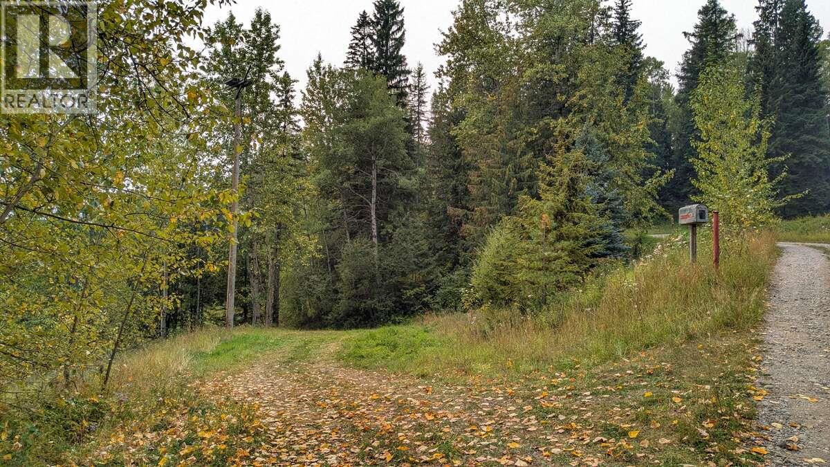 2107 Highway 3 S, Fernie, British Columbia  V0B 1M1 - Photo 13 - 10365976