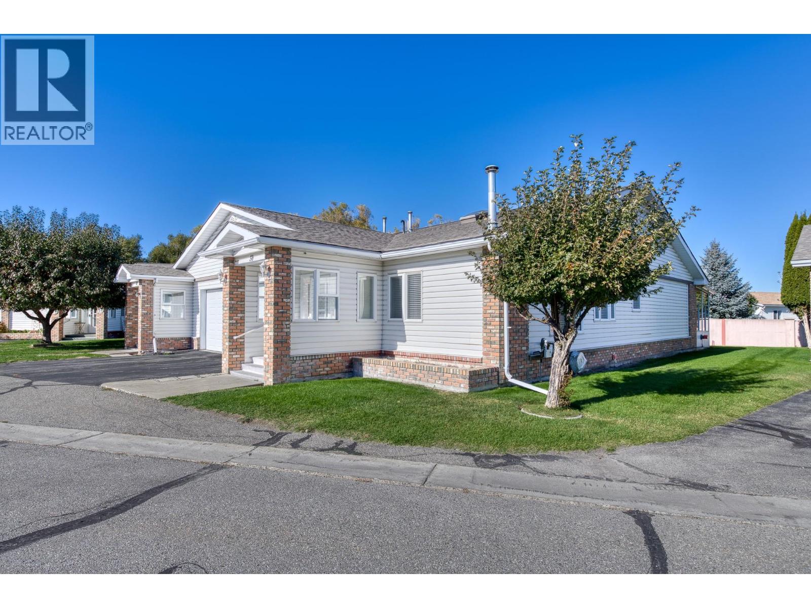 2025 Kokanee Drive N Unit# 50, Cranbrook, British Columbia  V1C 6J2 - Photo 2 - 10365892