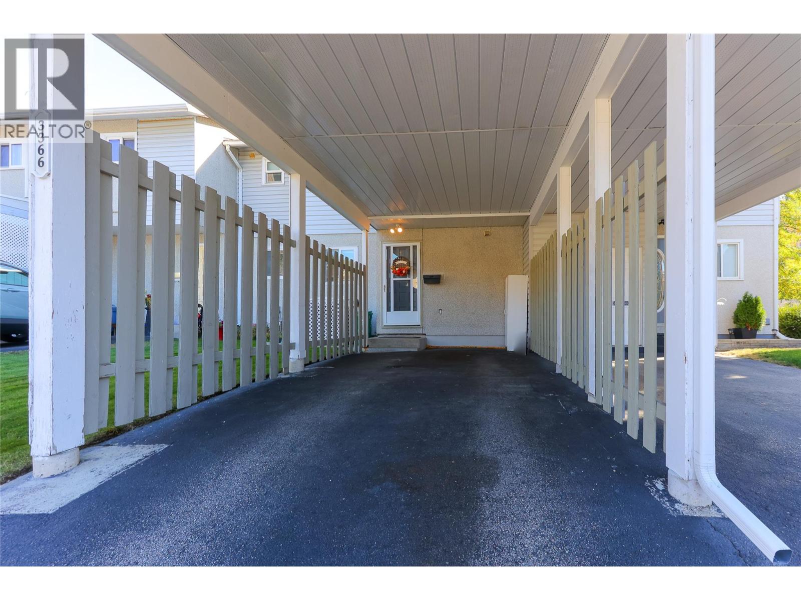 3366 Laurel Crescent, Trail, British Columbia  V1R 4M5 - Photo 37 - 10365750