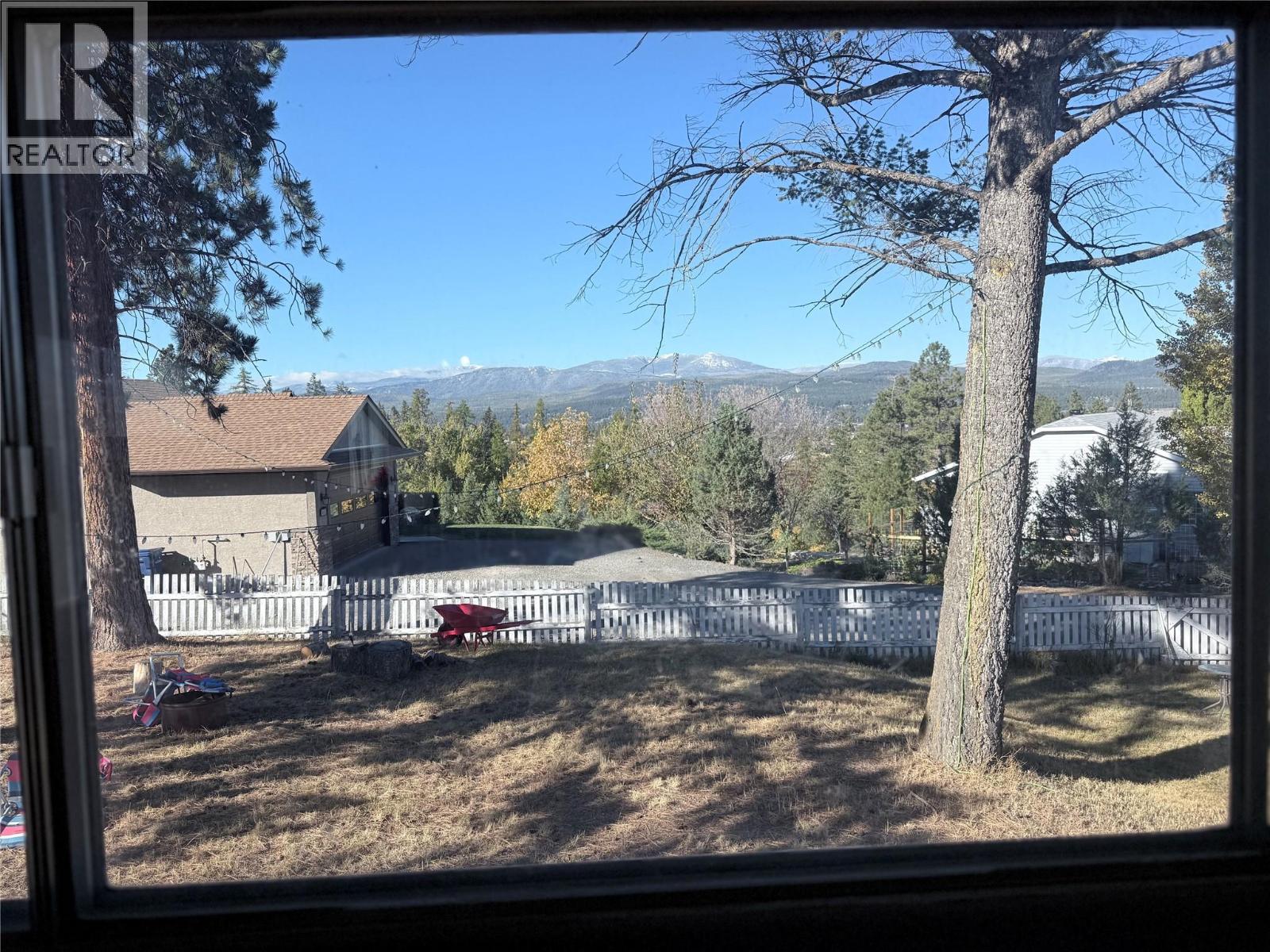 951 29th Avenue S, Cranbrook, British Columbia  V1C 3K7 - Photo 14 - 10365950