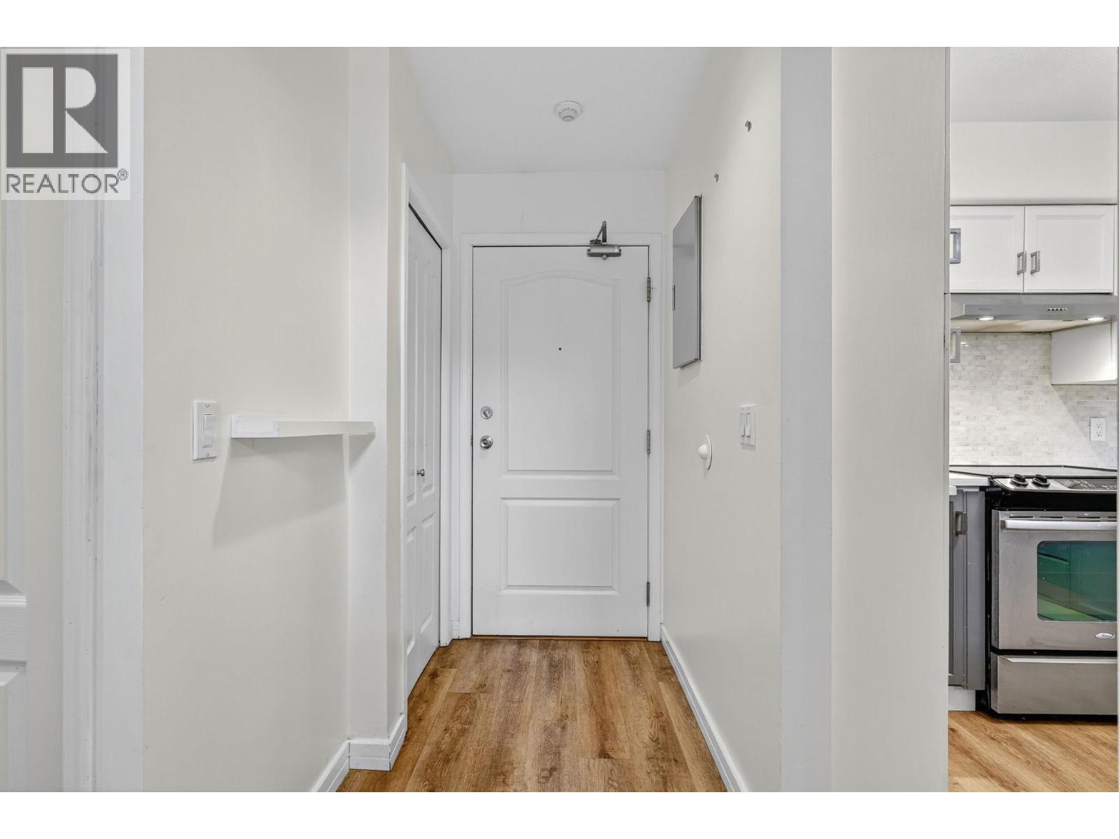 1965 Durnin Road Unit# 308, Kelowna, British Columbia  V1X 7K6 - Photo 3 - 10365984