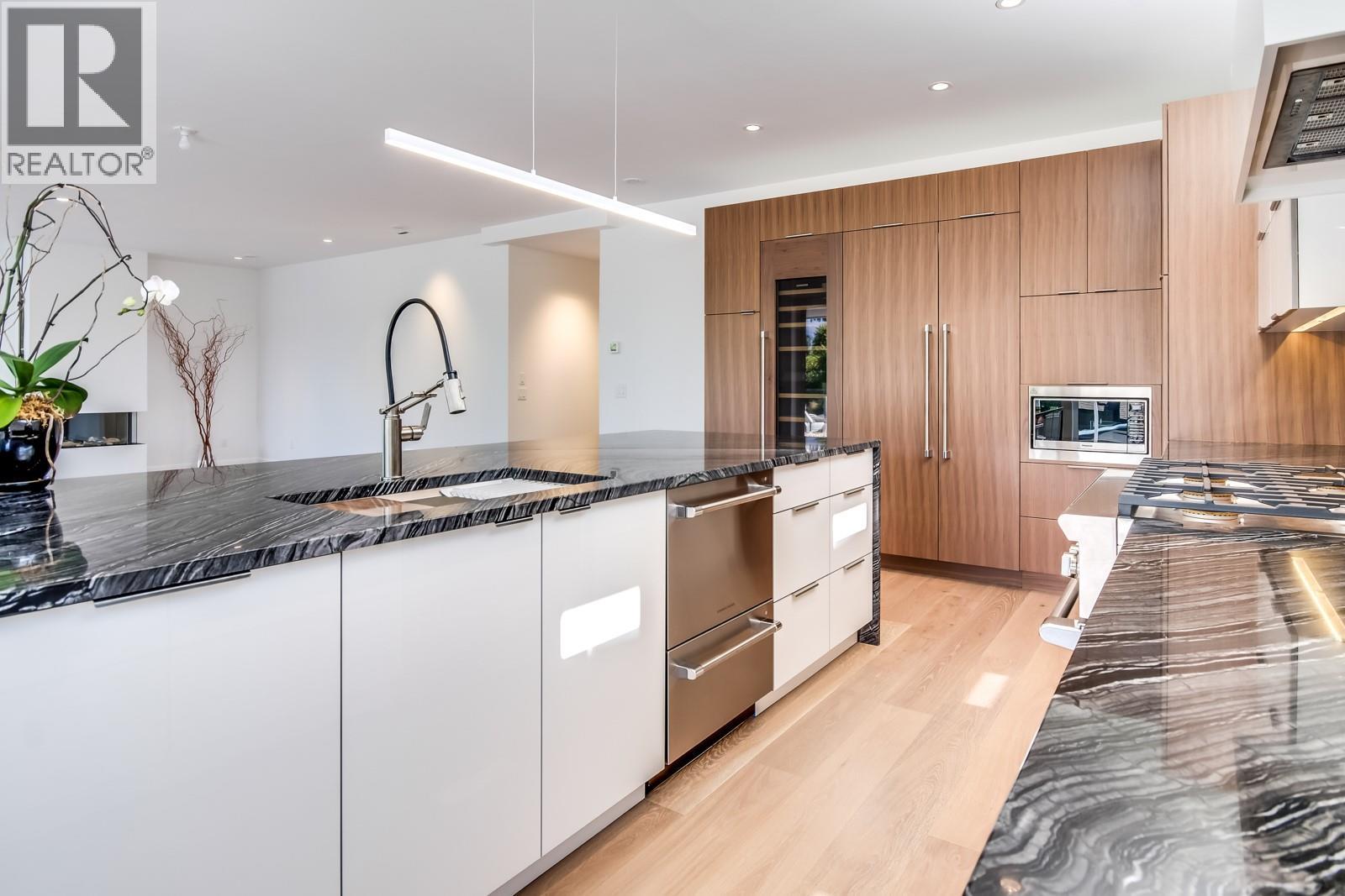 2630 Bath Street Unit# 201, Kelowna, British Columbia  V1Y 1M2 - Photo 4 - 10365971