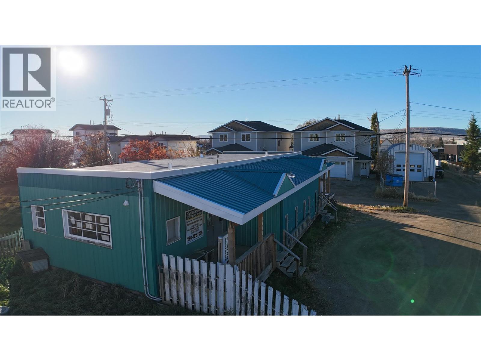 1433/1437 101 Avenue, Dawson Creek, British Columbia  V1G 2A6 - Photo 3 - 10366025