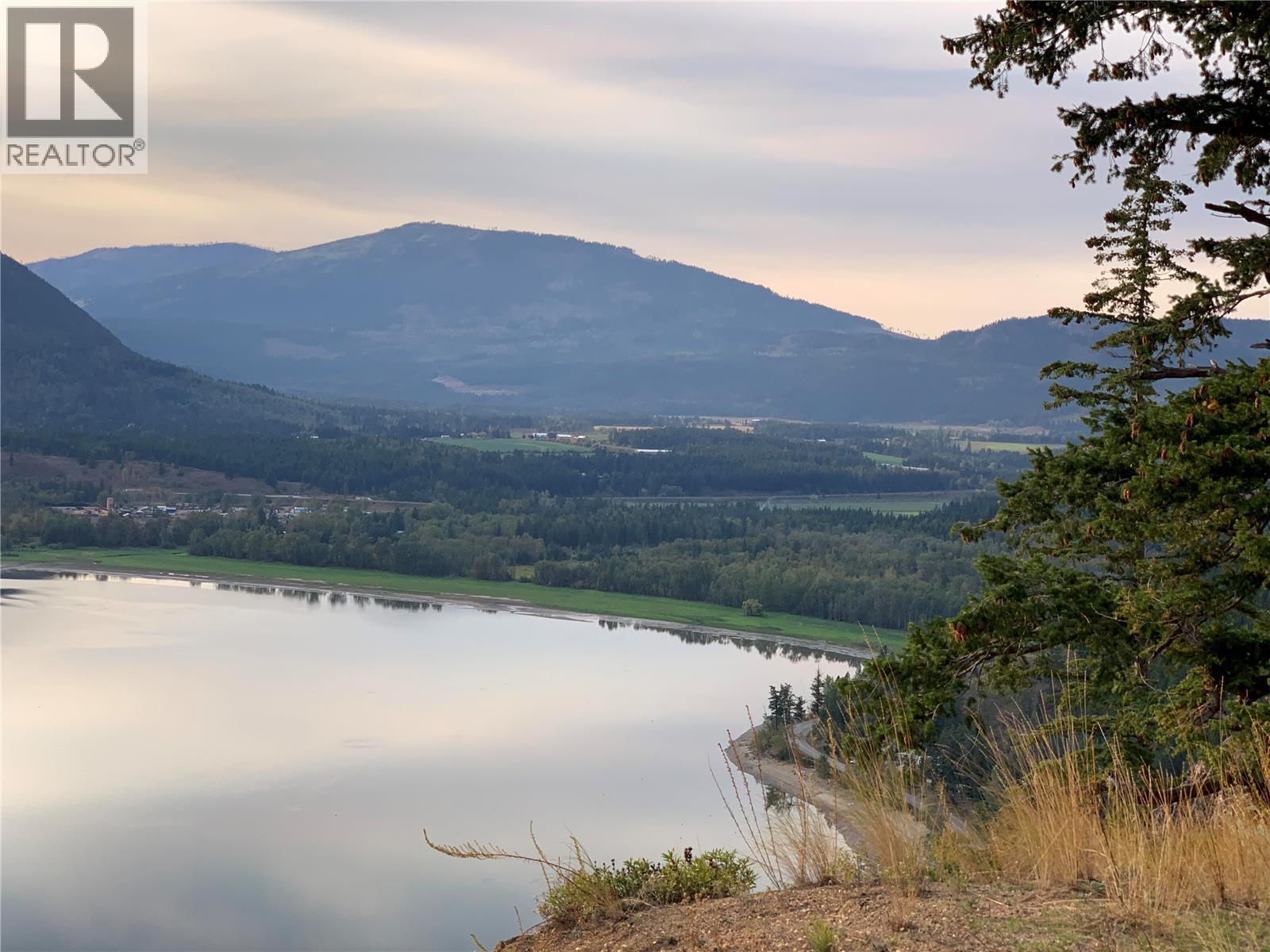 470 Sumac Road, Tappen, British Columbia  V0E 2X1 - Photo 10 - 10364788