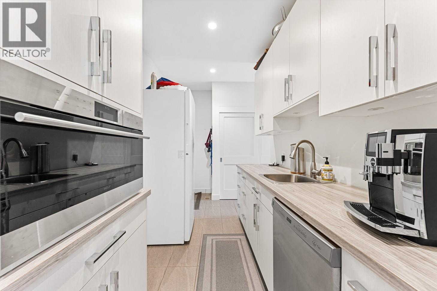 3022 Dunster Road, Kelowna, British Columbia  V1W 4H3 - Photo 25 - 10366004