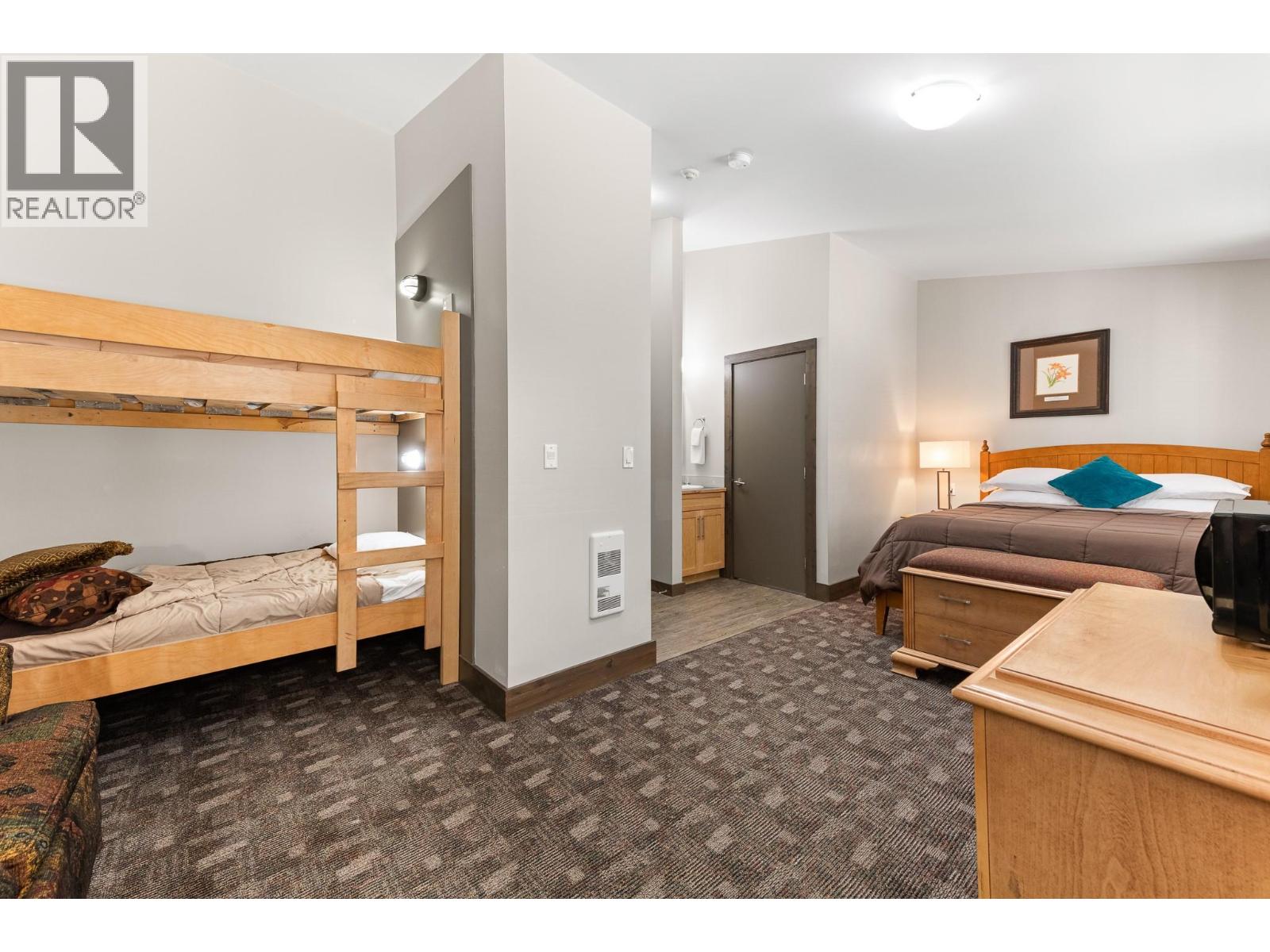 360 Strayhorse Road Unit# L-13, Apex Mountain, British Columbia  V0X 1K0 - Photo 17 - 10366064