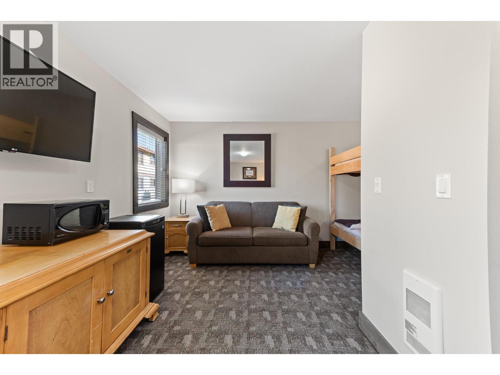 360 Strayhorse Road Unit# L-13, Apex Mountain, British Columbia  V0X 1K0 - Photo 31 - 10366064