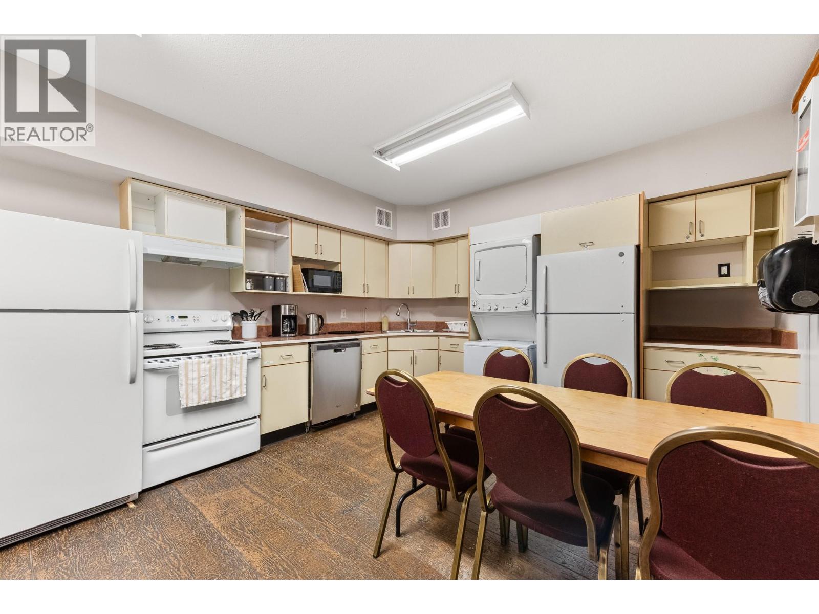 360 Strayhorse Road Unit# L-13, Apex Mountain, British Columbia  V0X 1K0 - Photo 43 - 10366064