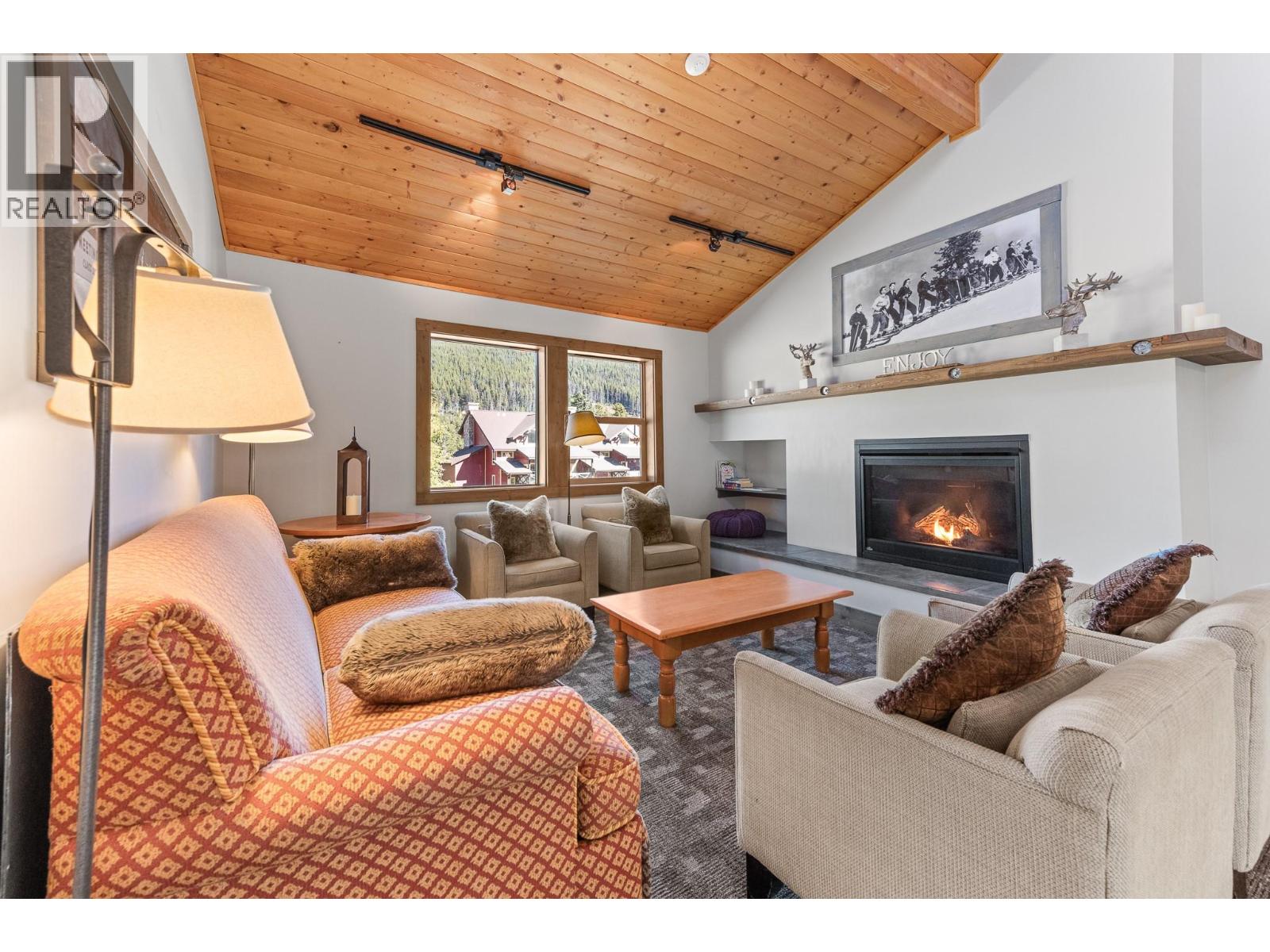 360 Strayhorse Road Unit# L-13, Apex Mountain, British Columbia  V0X 1K0 - Photo 5 - 10366064