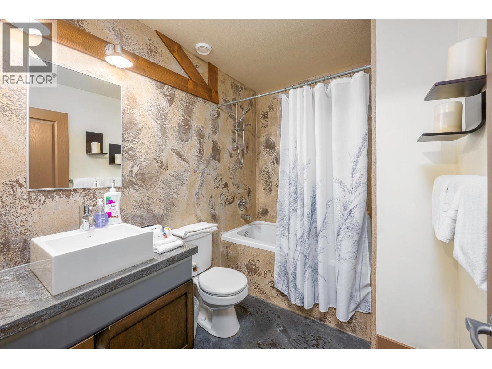 5085 Snowbird Way Unit# 103, Big White, British Columbia  V1P 1P3 - Photo 21 - 10366040