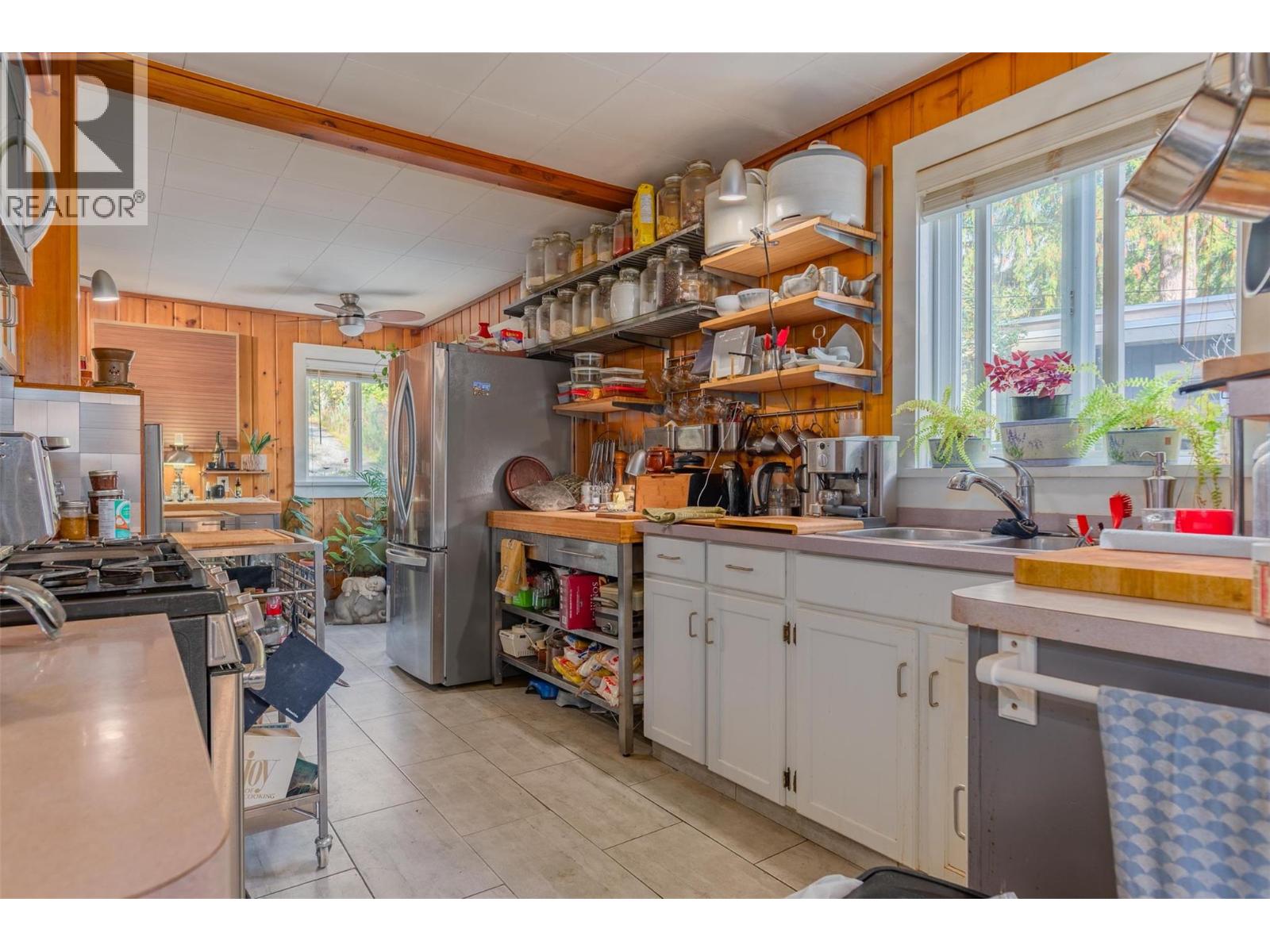 7460 Highway 3a, Balfour, British Columbia  V1L 7E9 - Photo 23 - 10366034