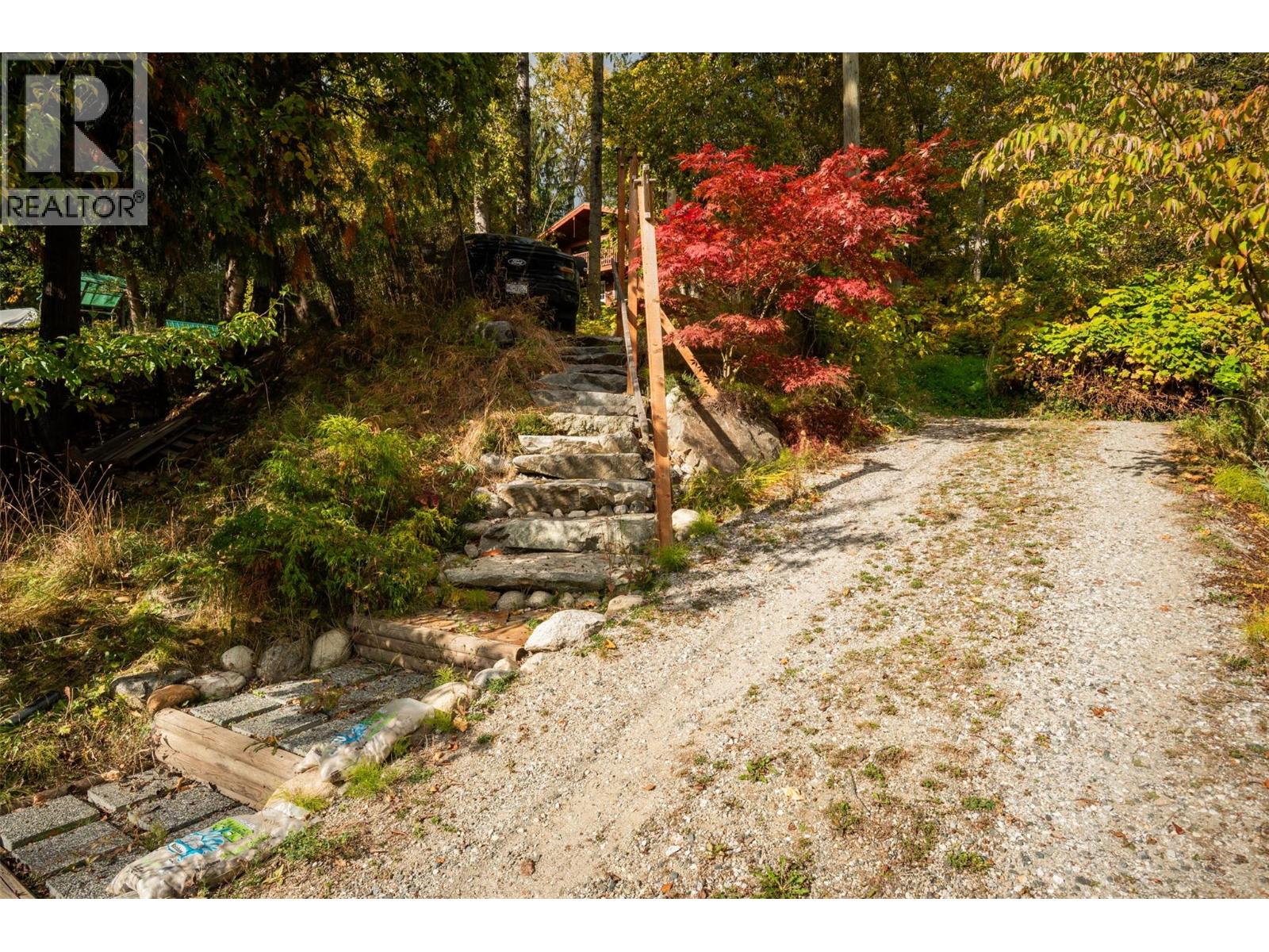 7460 Highway 3a, Balfour, British Columbia  V1L 7E9 - Photo 51 - 10366034