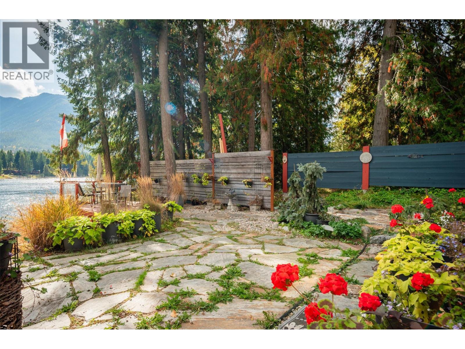 7460 Highway 3a, Balfour, British Columbia  V1L 7E9 - Photo 60 - 10366034