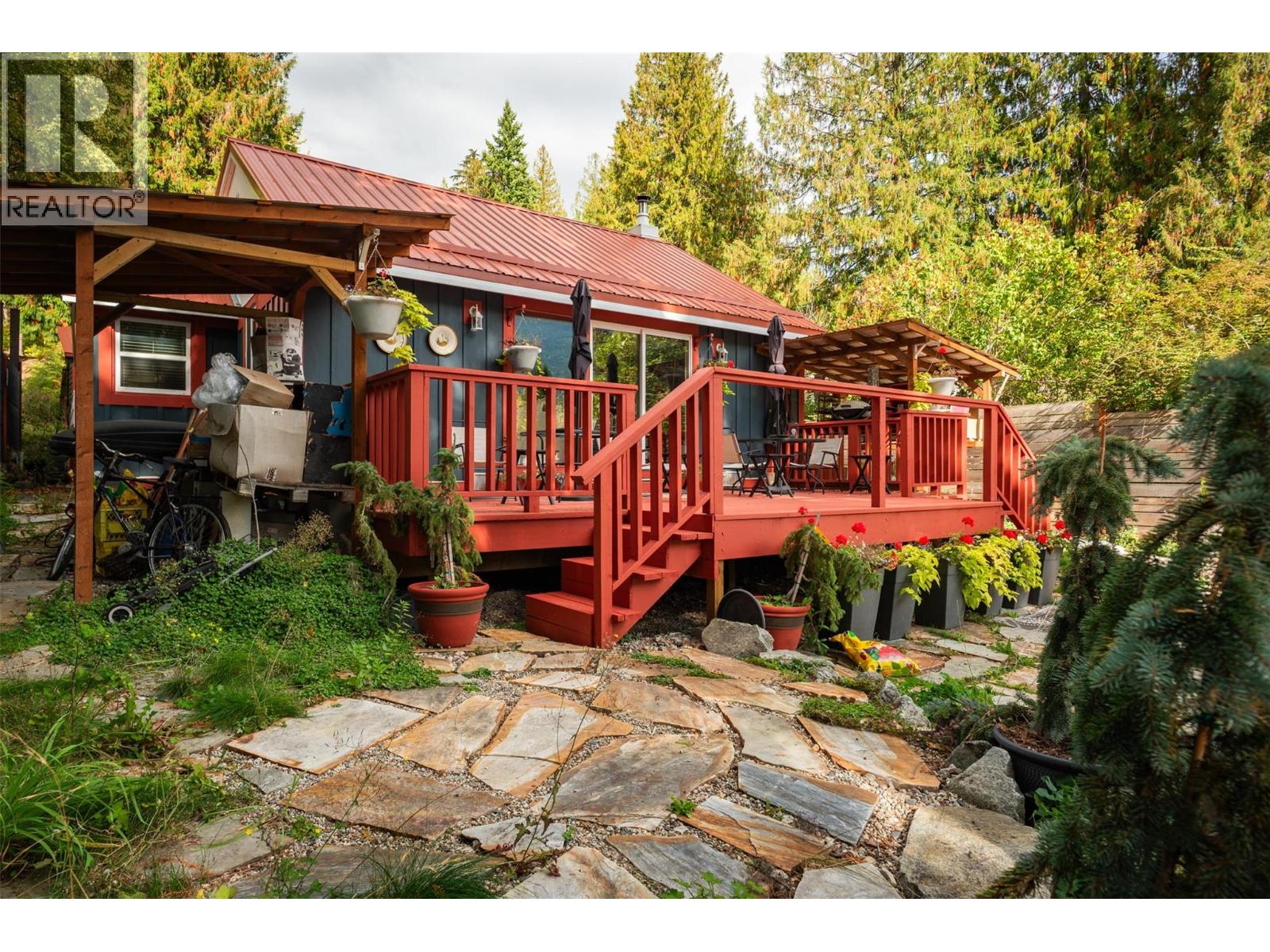 7460 Highway 3a, Balfour, British Columbia  V1L 7E9 - Photo 8 - 10366034