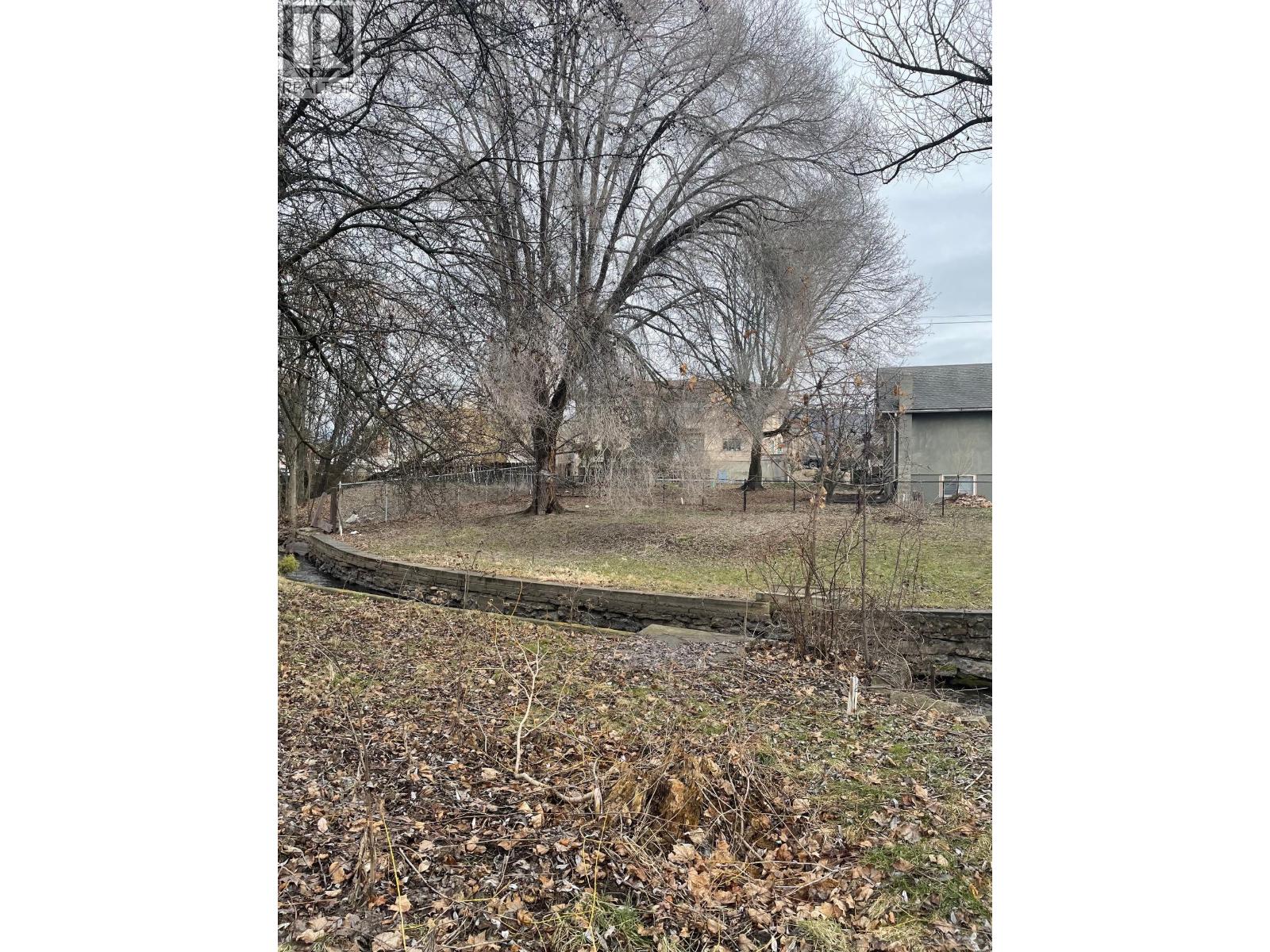 2404 34 Street, Vernon, British Columbia  V1T 5W8 - Photo 4 - 10366015