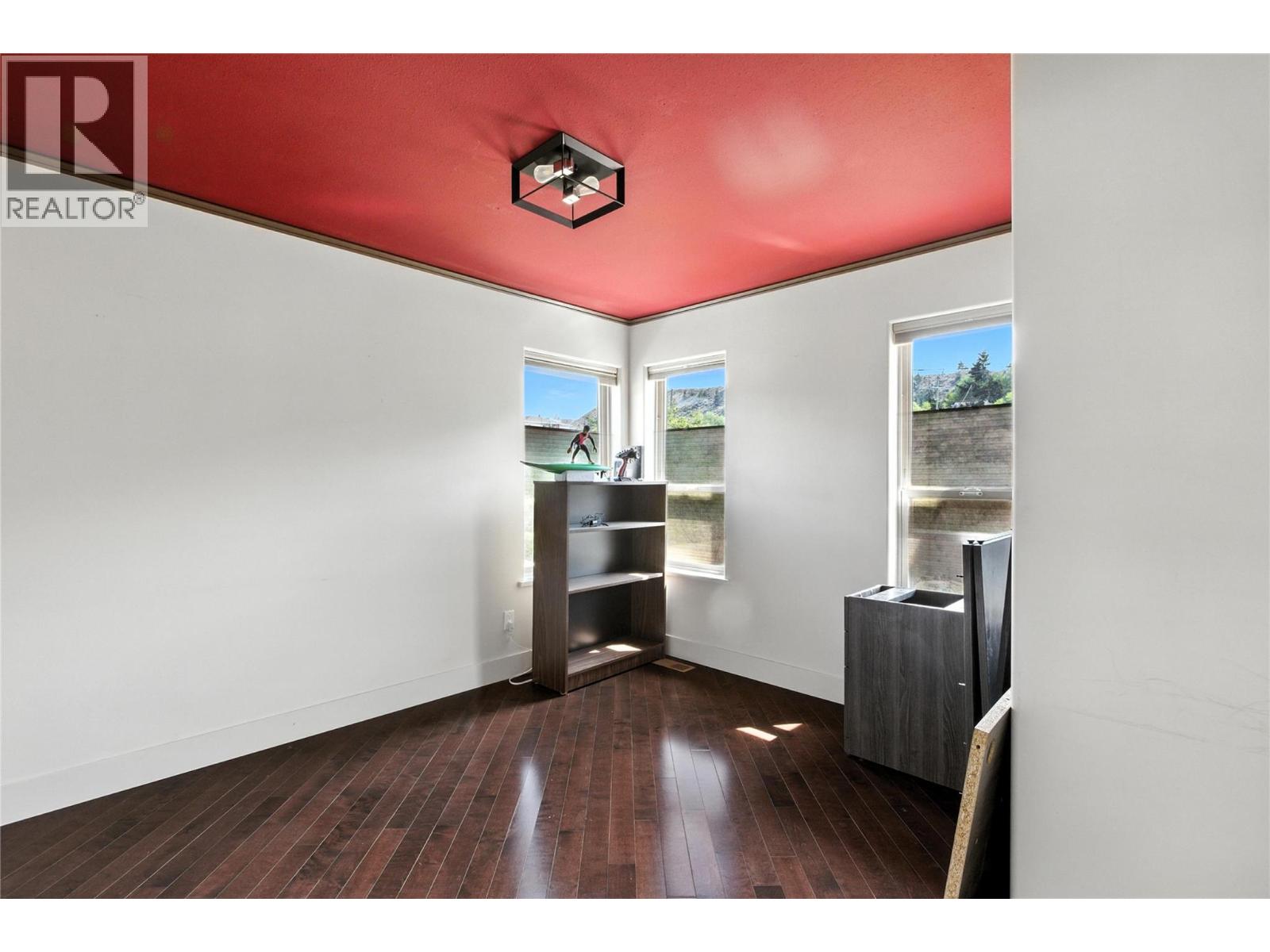 4990 Kipp Road, Kamloops, British Columbia  V2C 4T2 - Photo 12 - 10366052