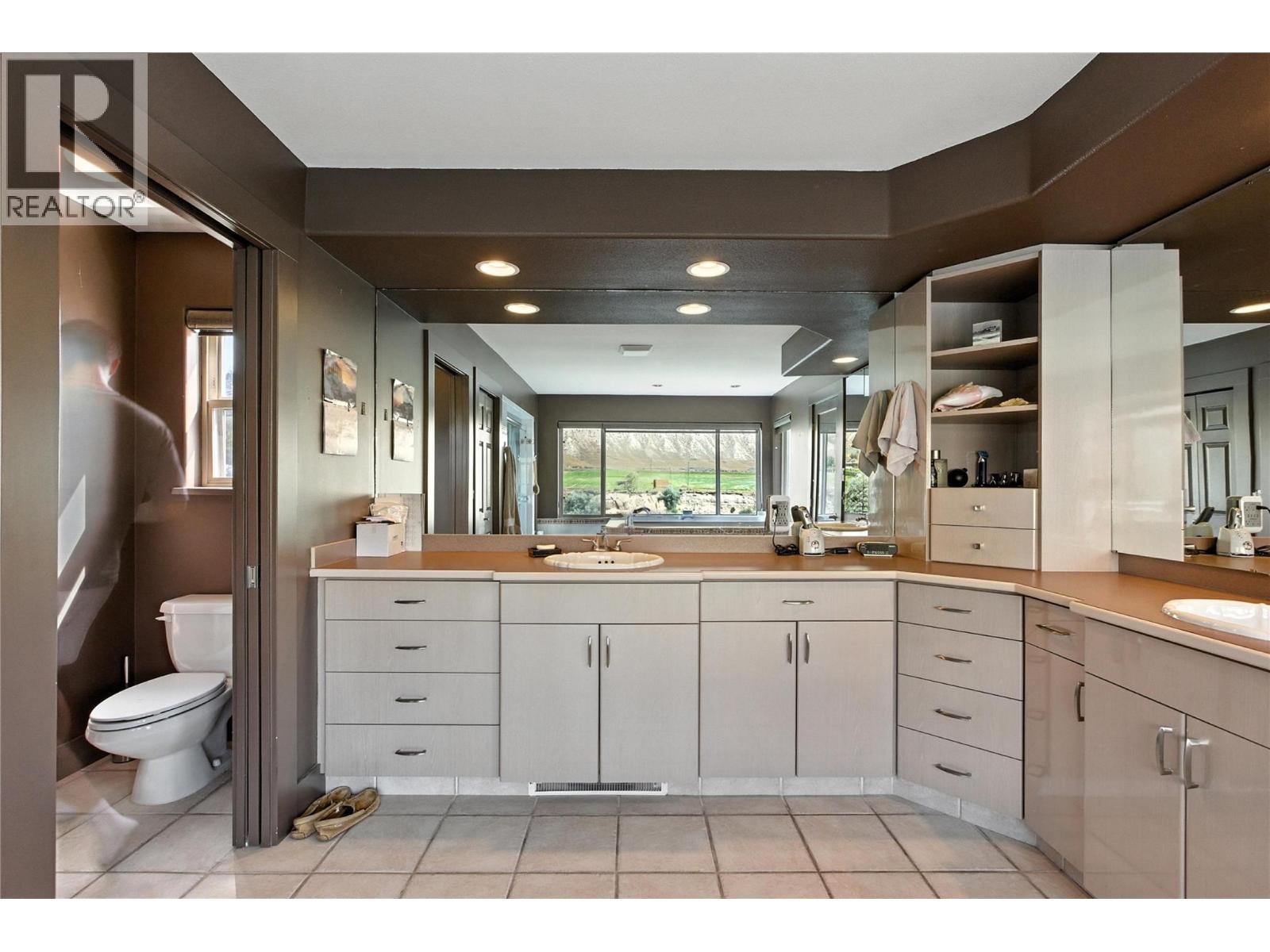 4990 Kipp Road, Kamloops, British Columbia  V2C 4T2 - Photo 41 - 10366052