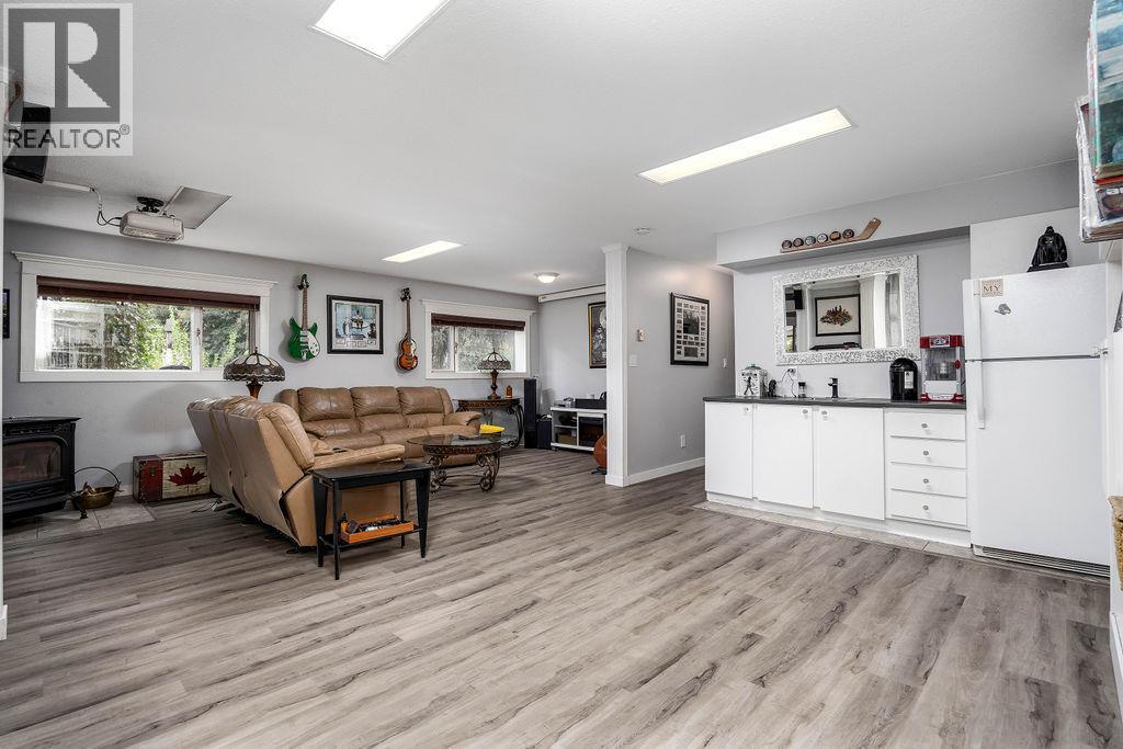 486 Terrace Drive, Coldstream, British Columbia  V1B 2W9 - Photo 18 - 10366059