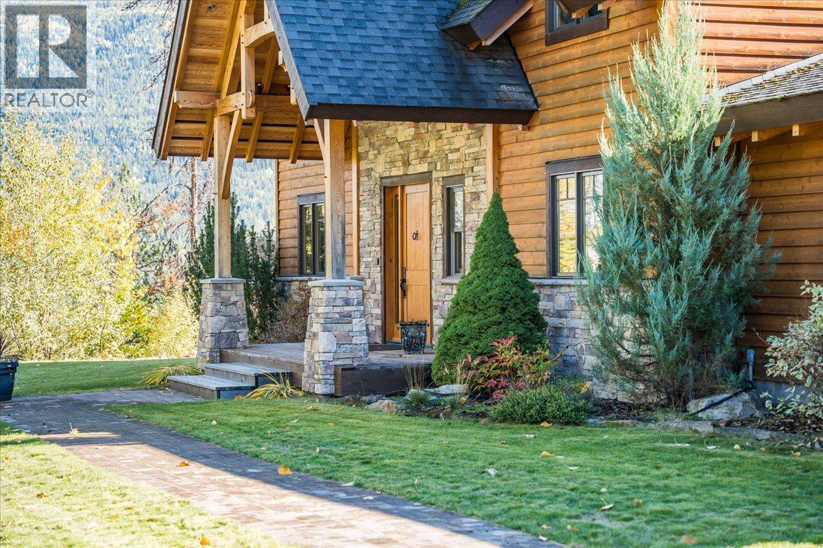 127 Grizzly Place, Castlegar, British Columbia  V1N 4T5 - Photo 5 - 10365985