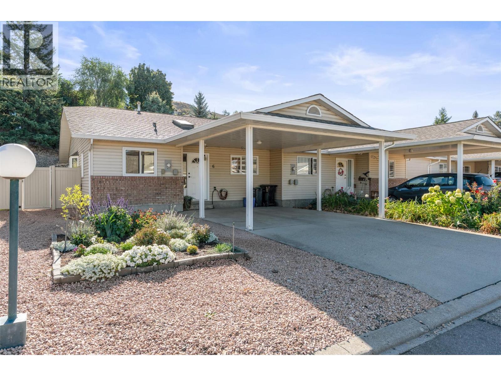 1038 11 Avenue Unit# 6, Vernon, British Columbia  V1B 2R5 - Photo 1 - 10366085