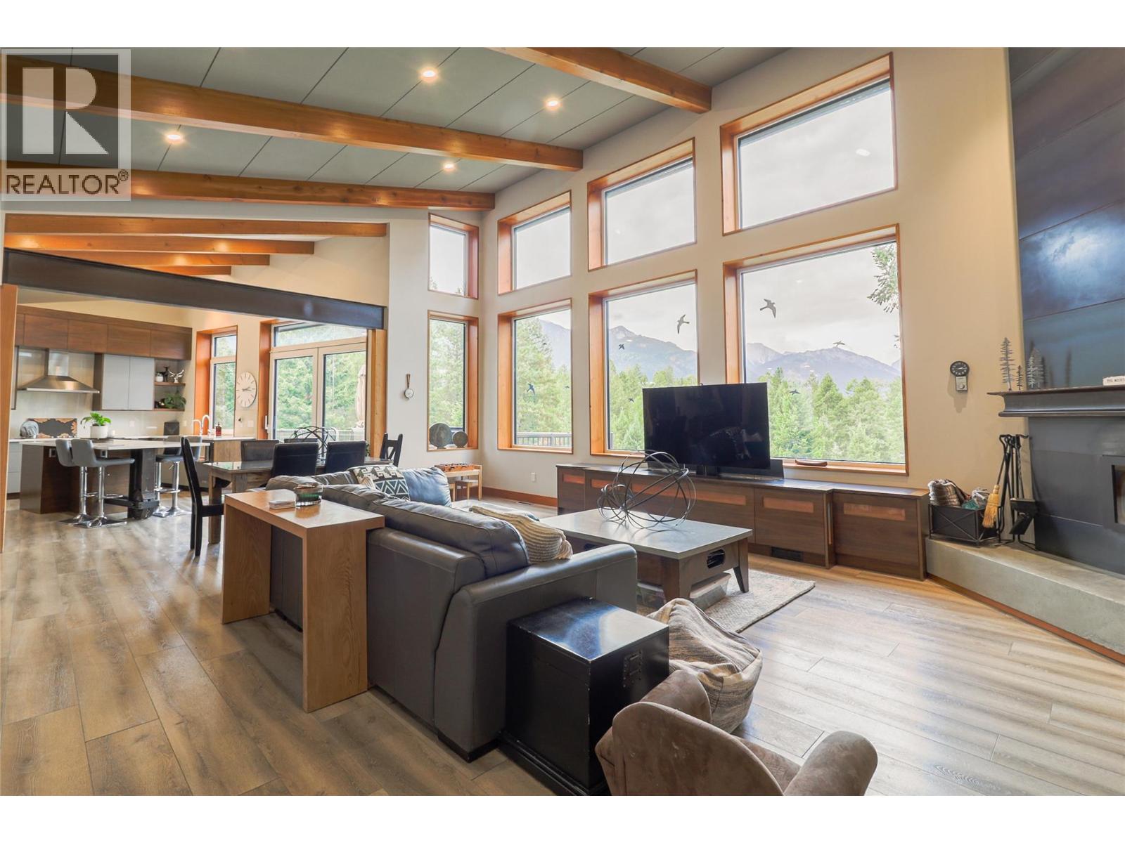 2160 Kootenay 3 Road, Windermere, British Columbia  V0B 2L1 - Photo 20 - 10365806