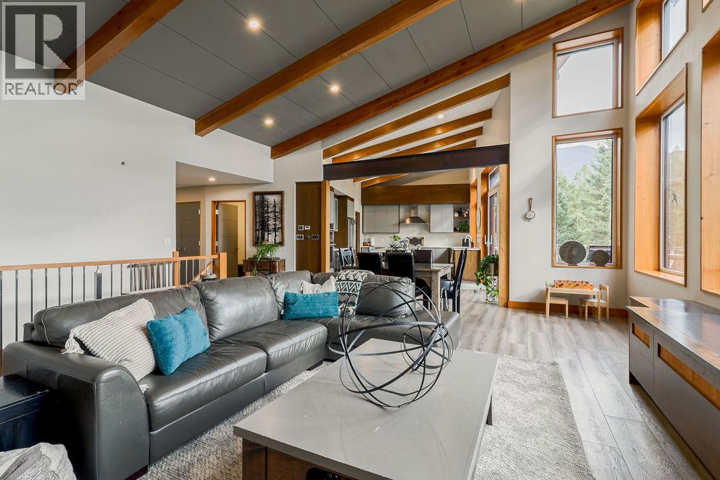 2160 Kootenay 3 Road, Windermere, British Columbia  V0B 2L1 - Photo 29 - 10365806