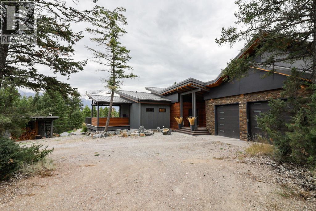 2160 Kootenay 3 Road, Windermere, British Columbia  V0B 2L1 - Photo 4 - 10365806