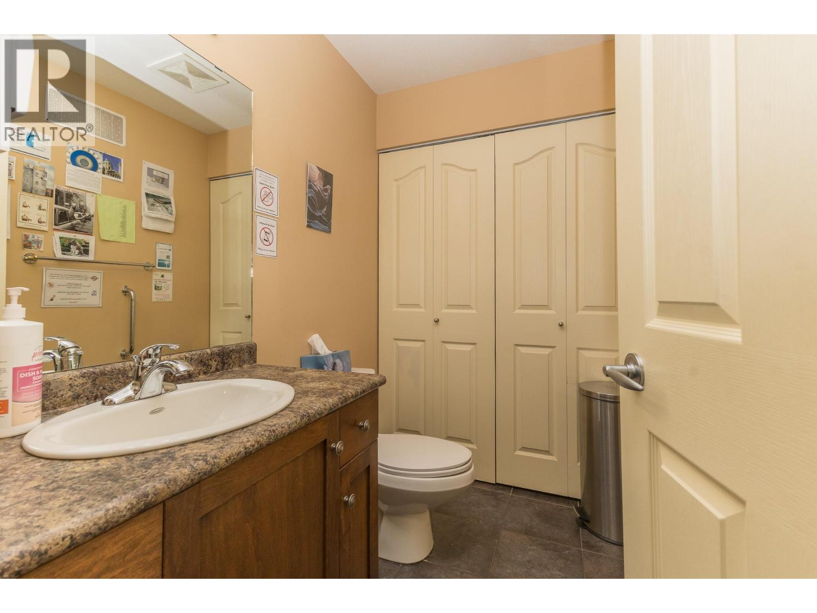 140 Harbourfront Drive Ne Unit# 2 Lot# 2, Salmon Arm, British Columbia  V1E 2T3 - Photo 11 - 10366063