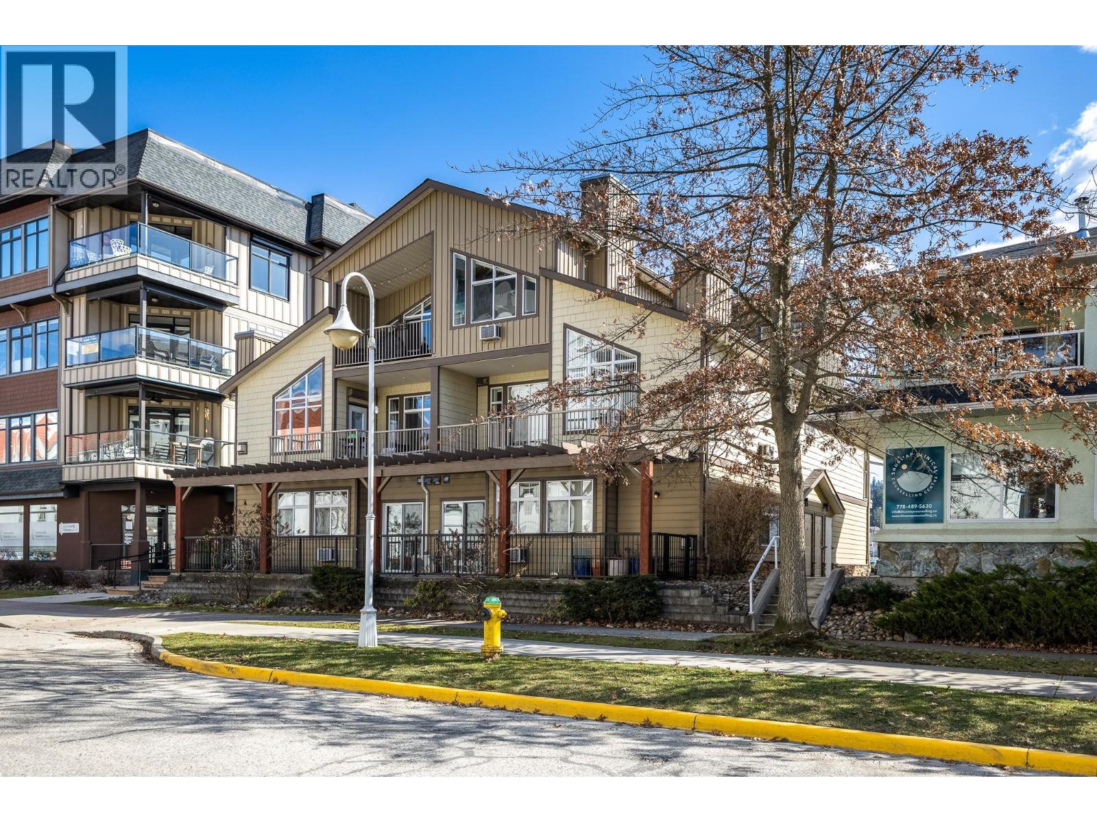 140 Harbourfront Drive Ne Unit# 2 Lot# 2, Salmon Arm, British Columbia  V1E 2T3 - Photo 13 - 10366063