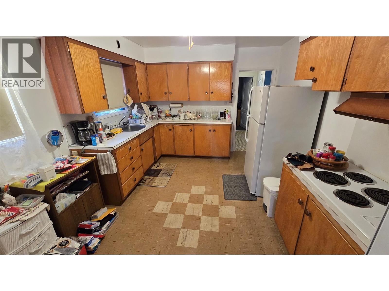 500 97a Avenue, Dawson Creek, British Columbia  V1G 1R1 - Photo 9 - 10366119