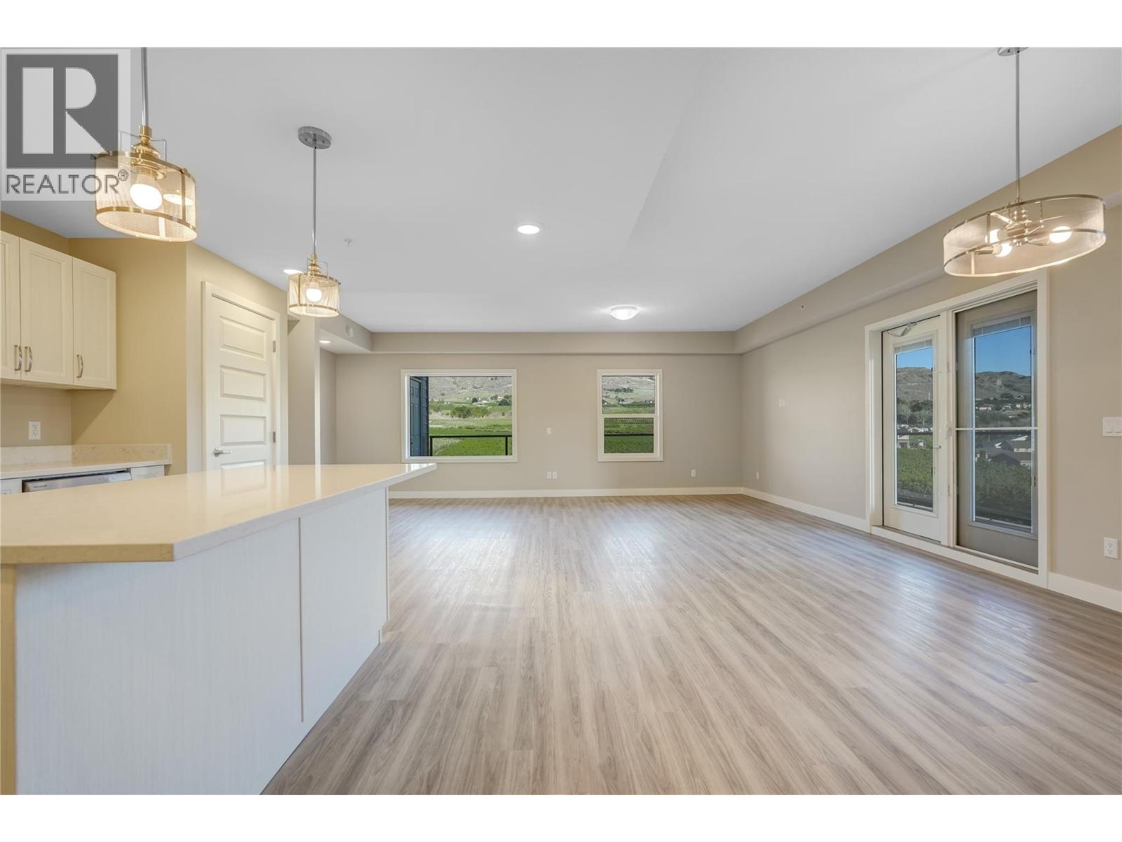 5640 51st Street Unit# 408, Osoyoos, British Columbia  V0H 1V6 - Photo 3 - 10366149