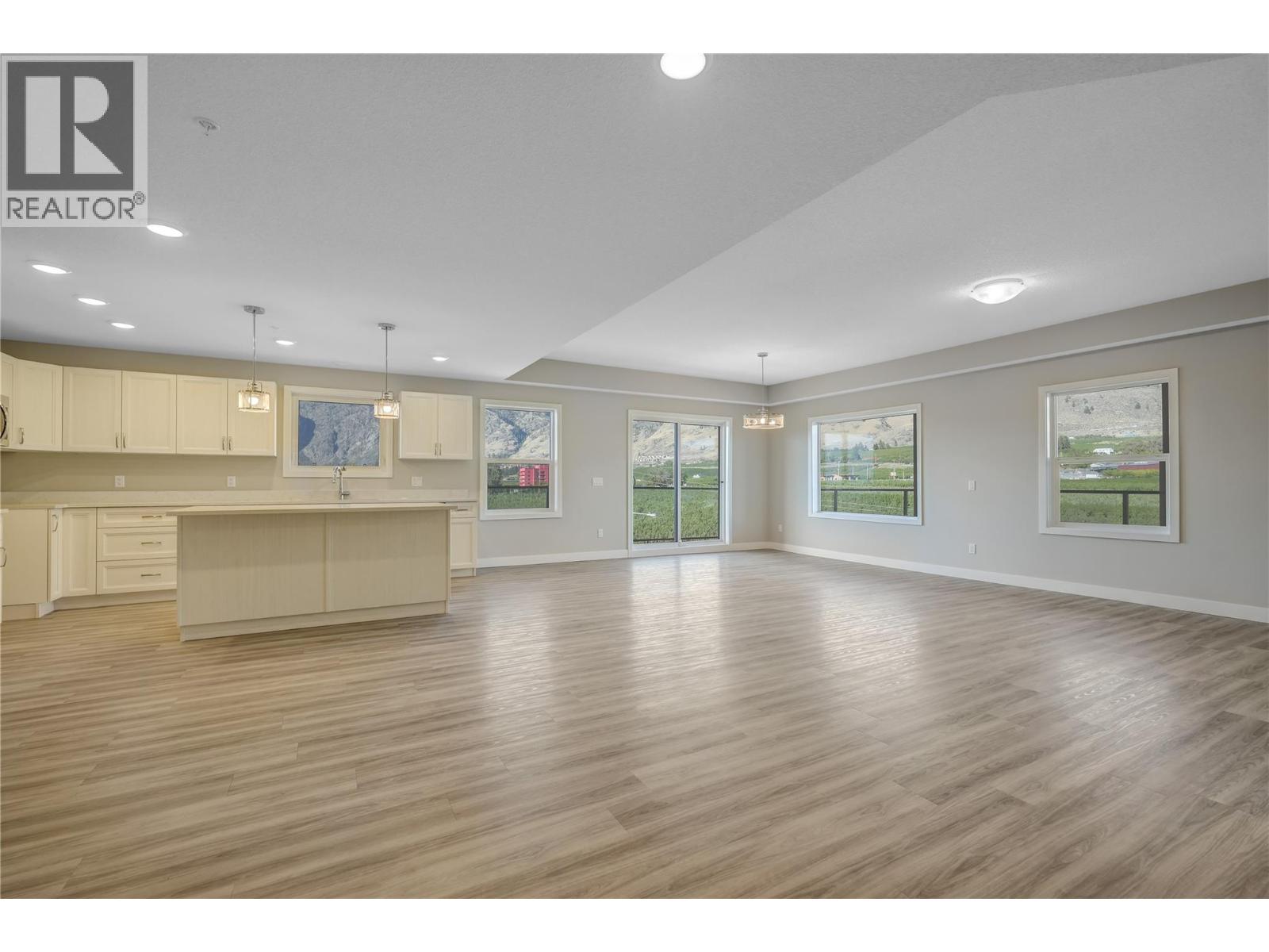 5640 51st Street Unit# 407, Osoyoos, British Columbia  V0H 1V6 - Photo 4 - 10366148