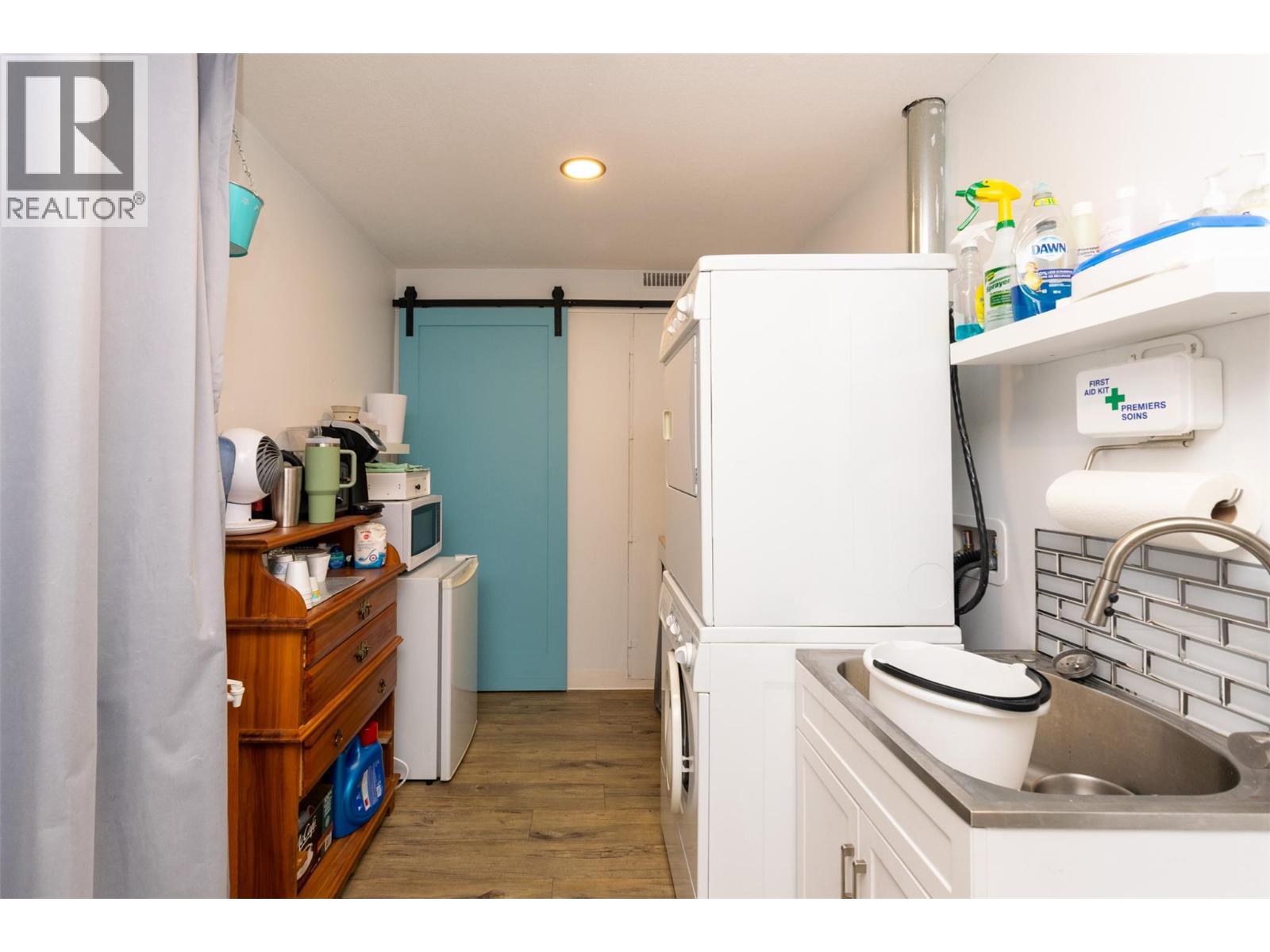 261 Alexander Street Ne, Salmon Arm, British Columbia  V1E 4N3 - Photo 16 - 10366096