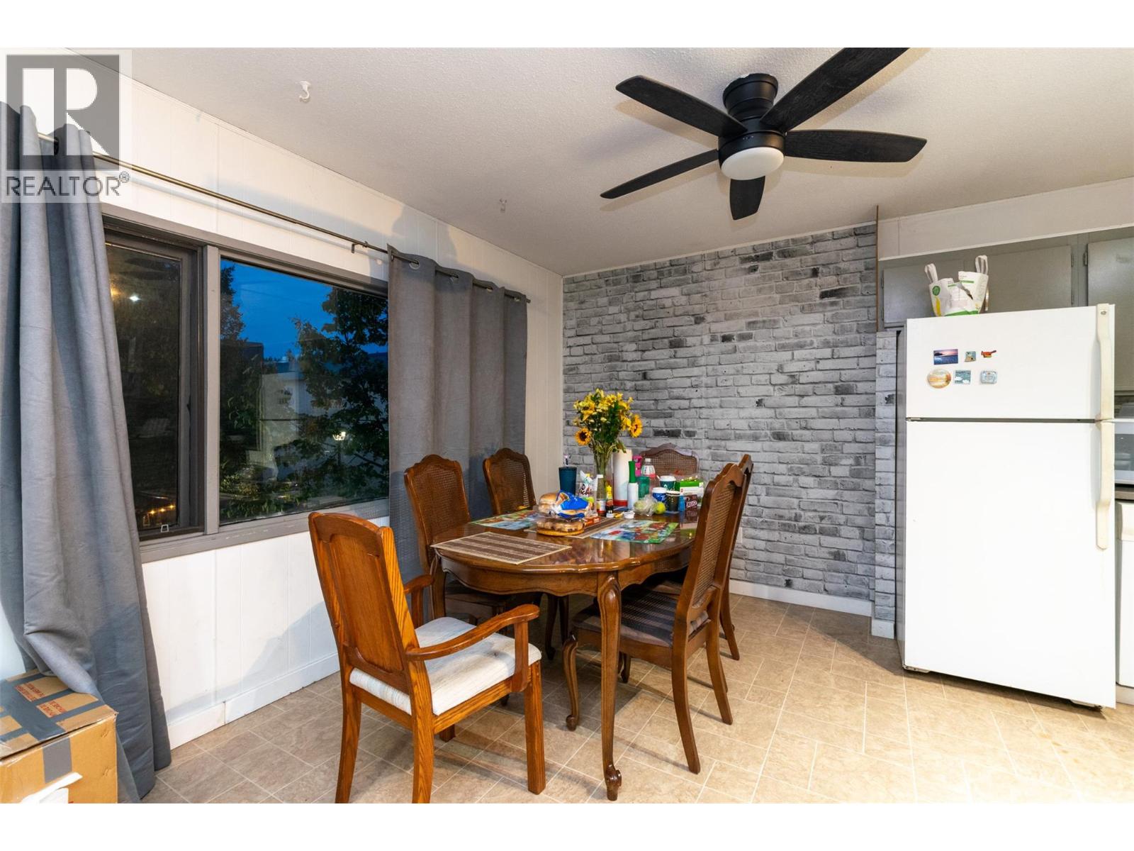 261 Alexander Street Ne, Salmon Arm, British Columbia  V1E 4N3 - Photo 24 - 10366096