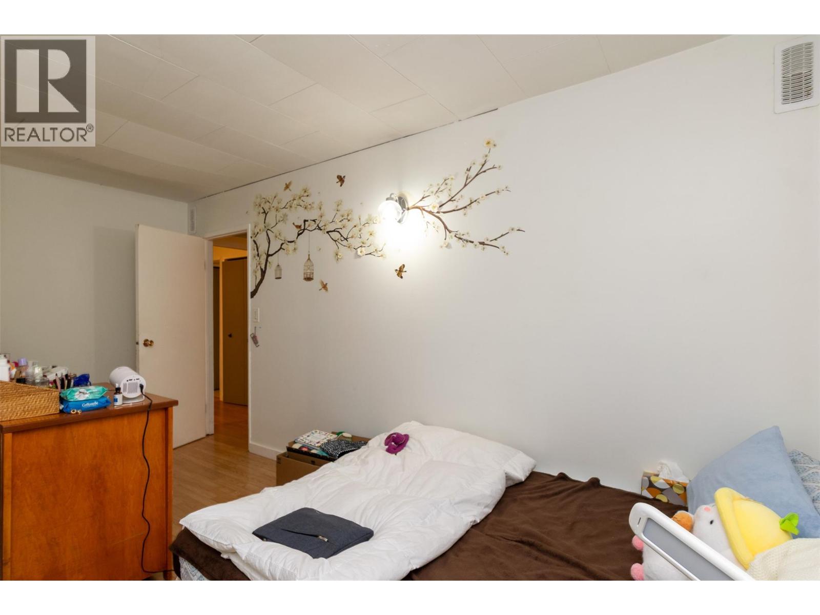 261 Alexander Street Ne, Salmon Arm, British Columbia  V1E 4N3 - Photo 30 - 10366096