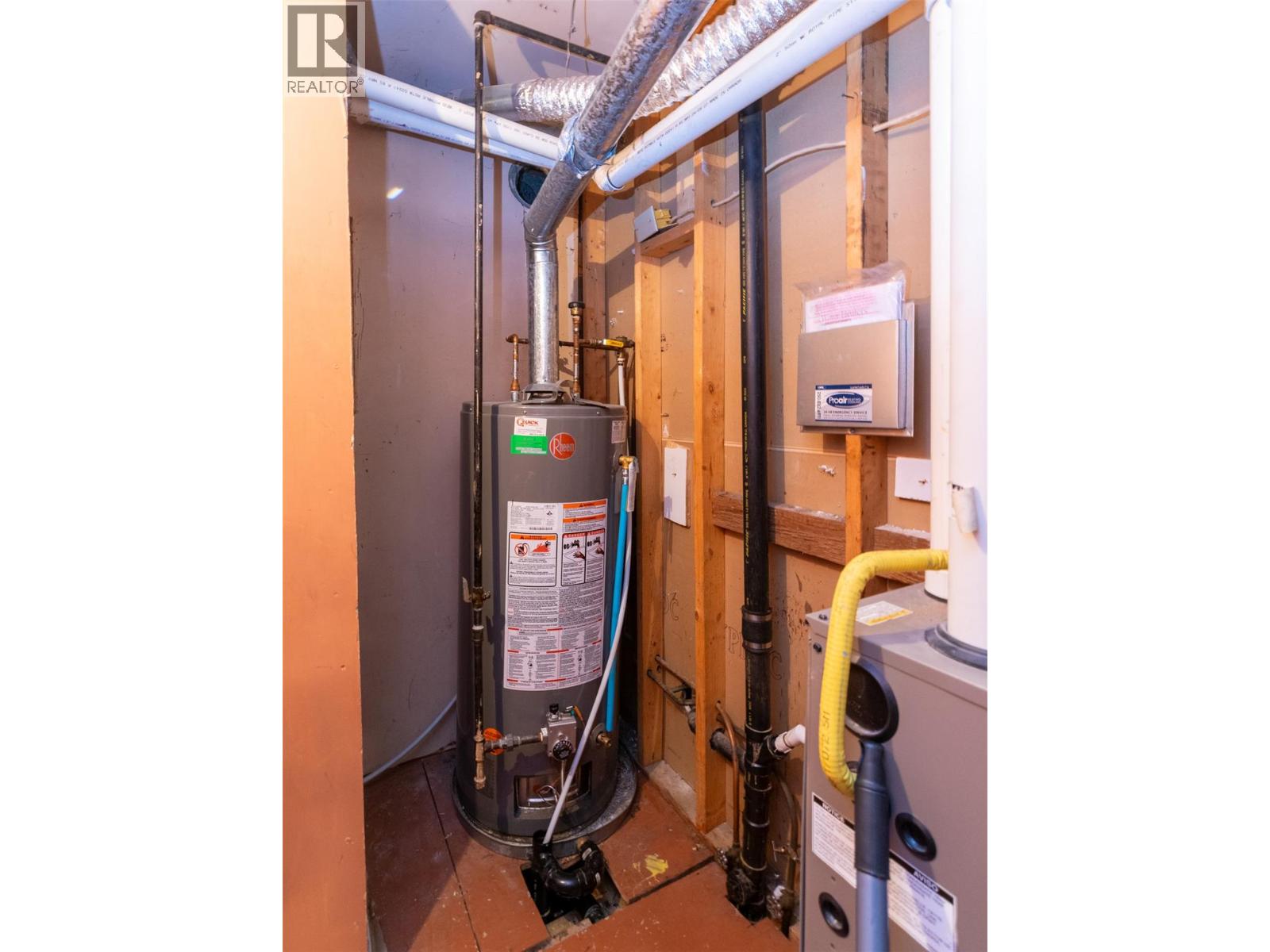 261 Alexander Street Ne, Salmon Arm, British Columbia  V1E 4N3 - Photo 36 - 10366096