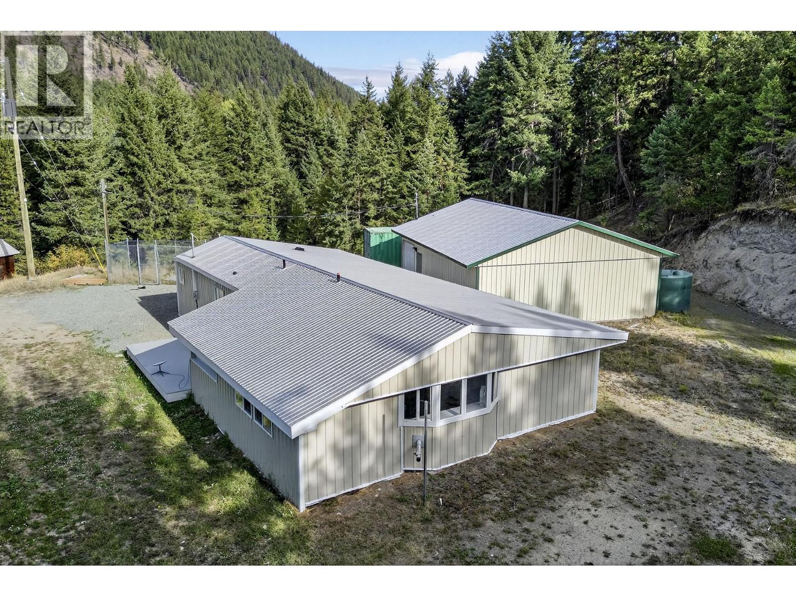 888 Barriere Lakes Road, Barriere, British Columbia  V0E 1E1 - Photo 49 - 10365012