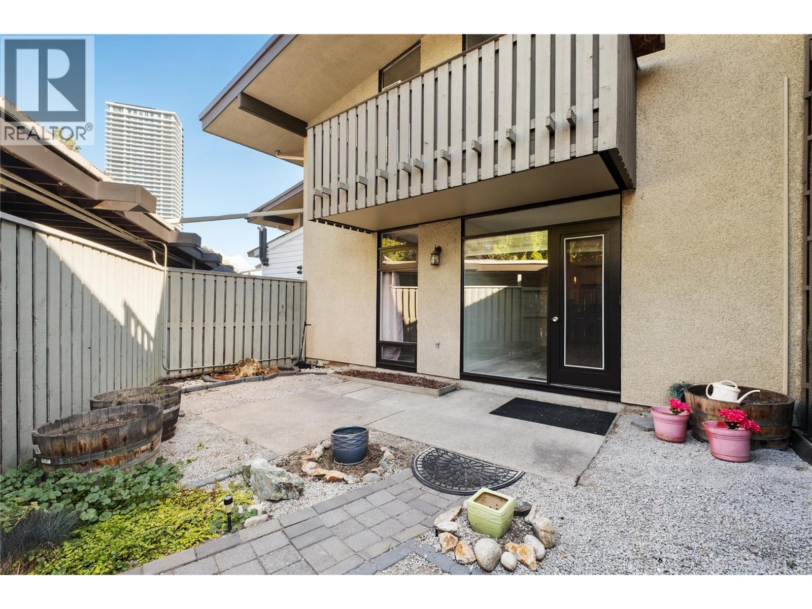 353 Boyce Crescent Unit# 14, Kelowna, British Columbia  V1Y 5Z7 - Photo 1 - 10364791