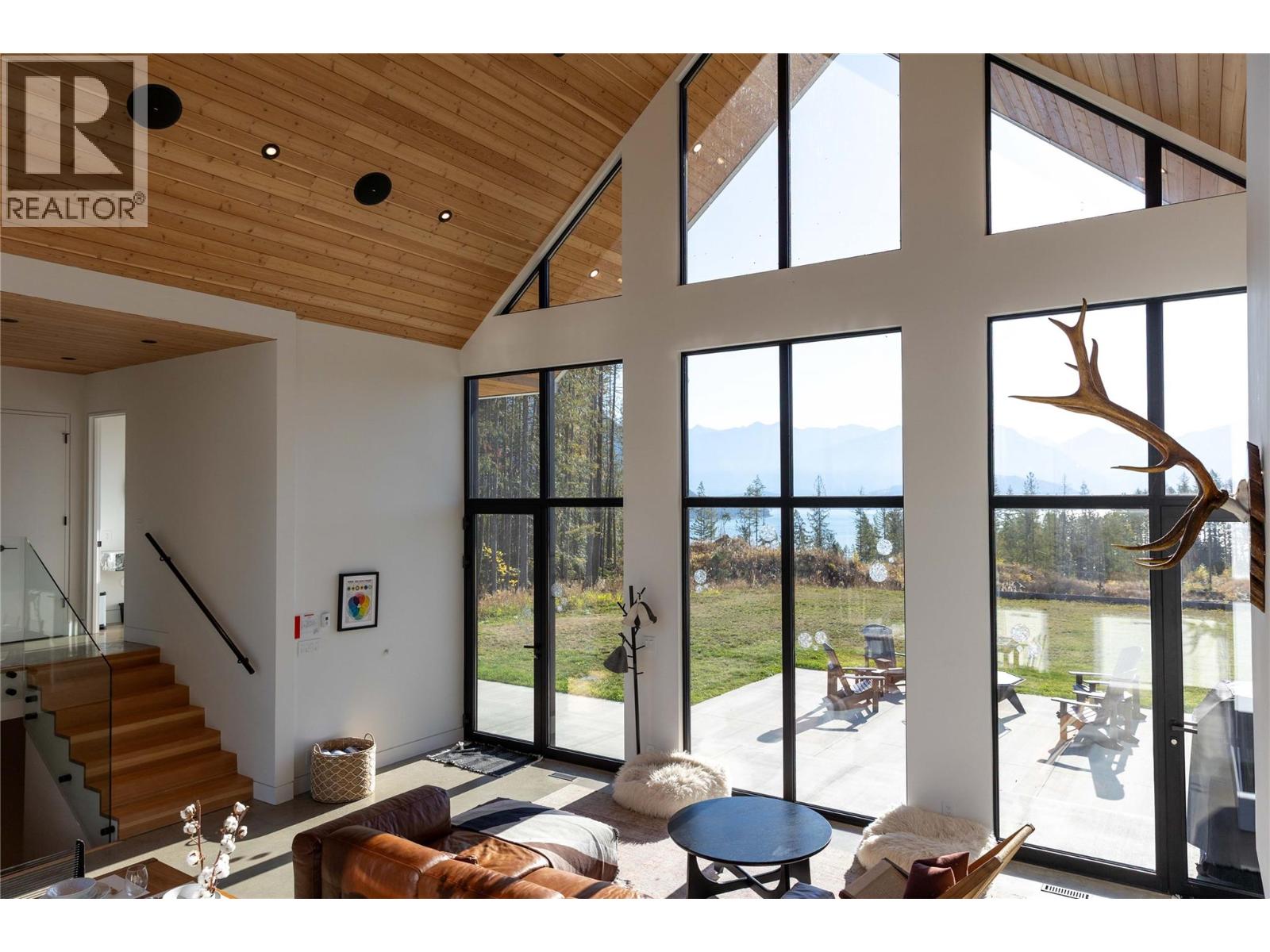 1950 Sidmouth Road, Revelstoke, British Columbia  V0E 2S0 - Photo 24 - 10365838