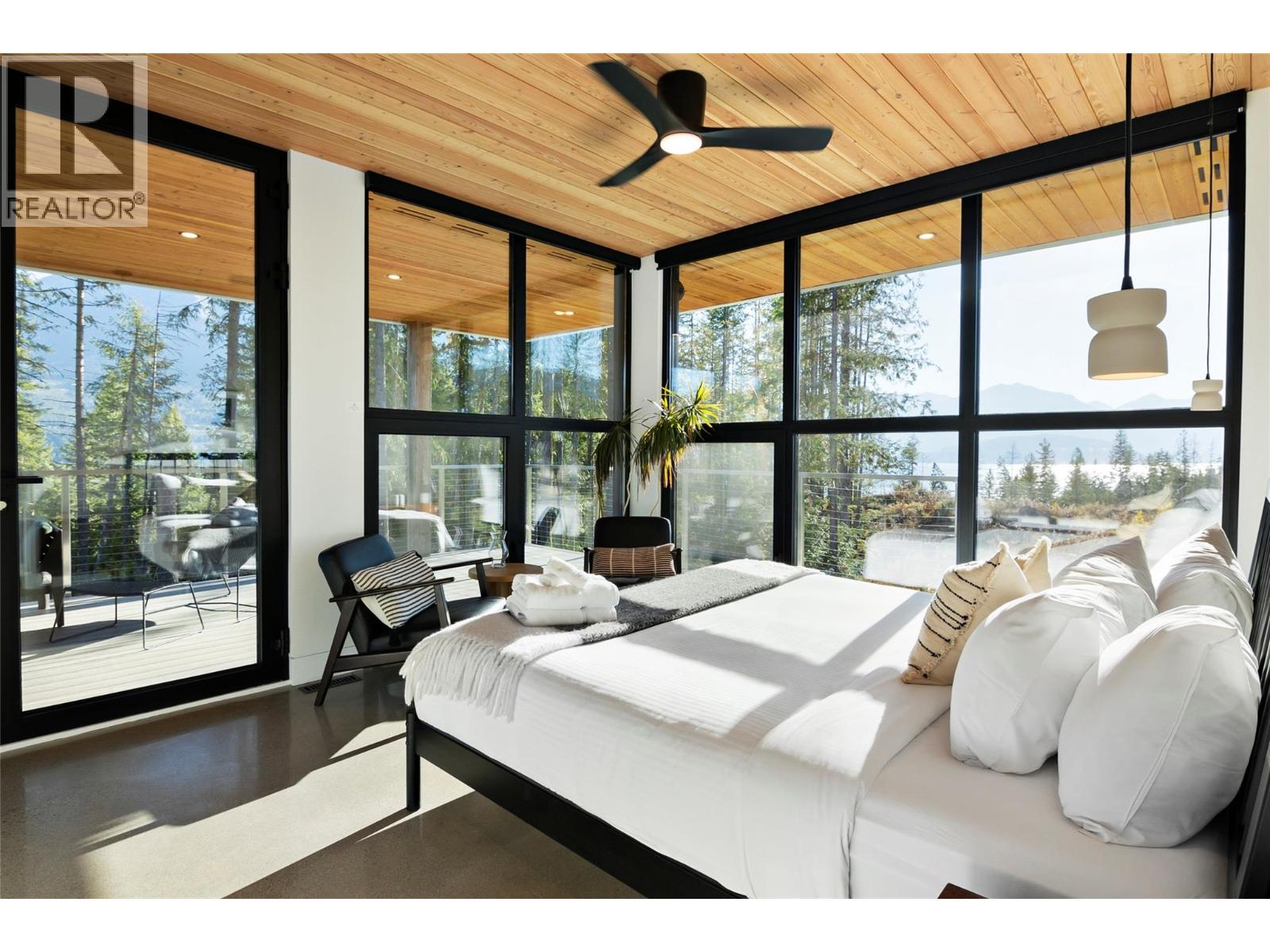 1950 Sidmouth Road, Revelstoke, British Columbia  V0E 2S0 - Photo 34 - 10365838