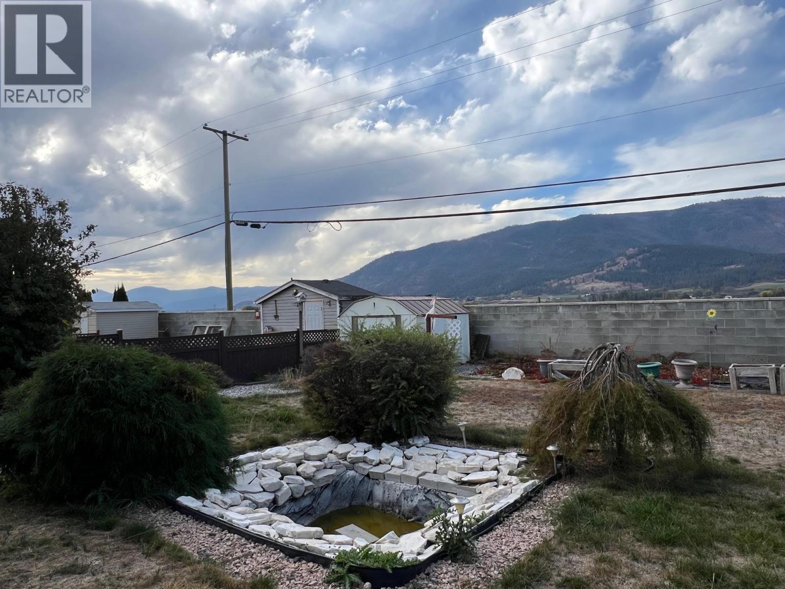 102 1st Street, Vernon, British Columbia  V1H 1Z1 - Photo 16 - 10366081