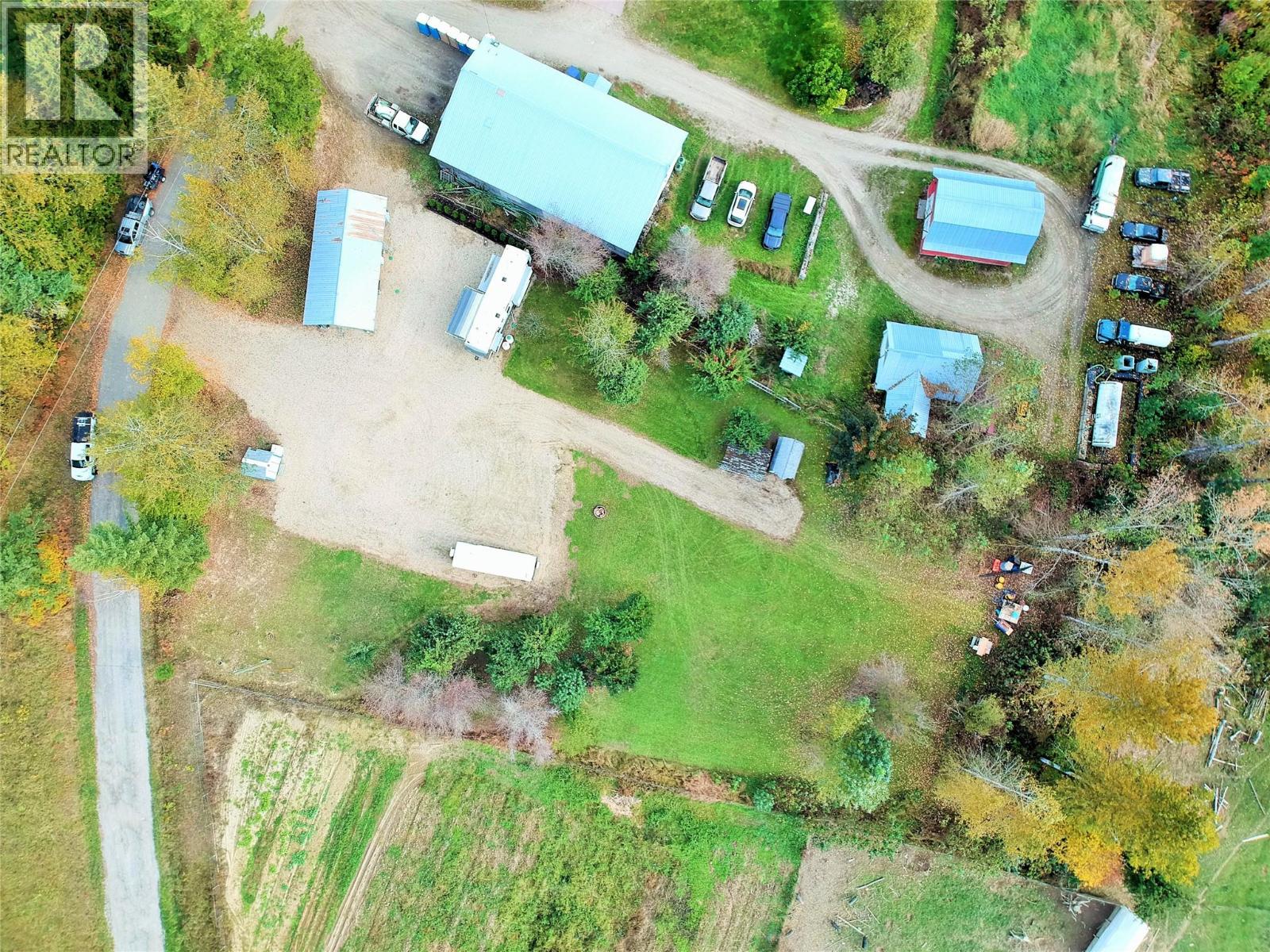 1822 Cemetery Road, Sicamous, British Columbia  V0E 2V4 - Photo 2 - 10365987