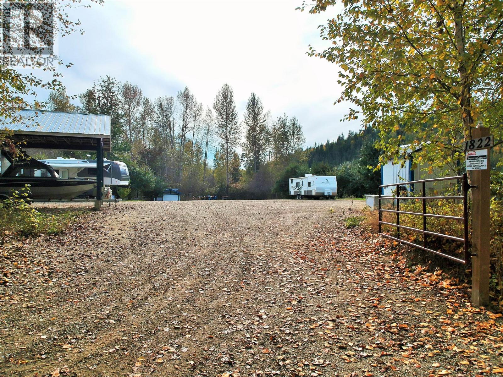 1822 Cemetery Road, Sicamous, British Columbia  V0E 2V4 - Photo 3 - 10365987