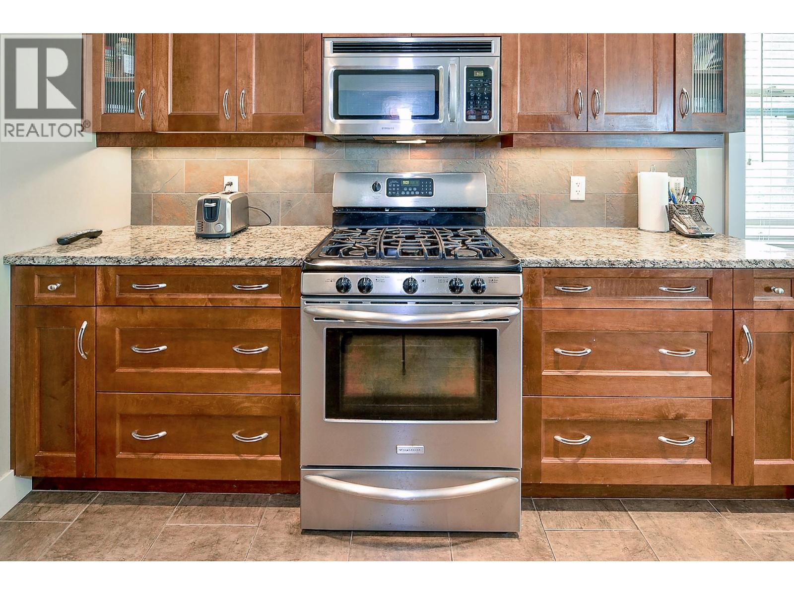 2450 Selkirk Drive Unit# 8, Kelowna, British Columbia  V1V 2Z5 - Photo 14 - 10365945